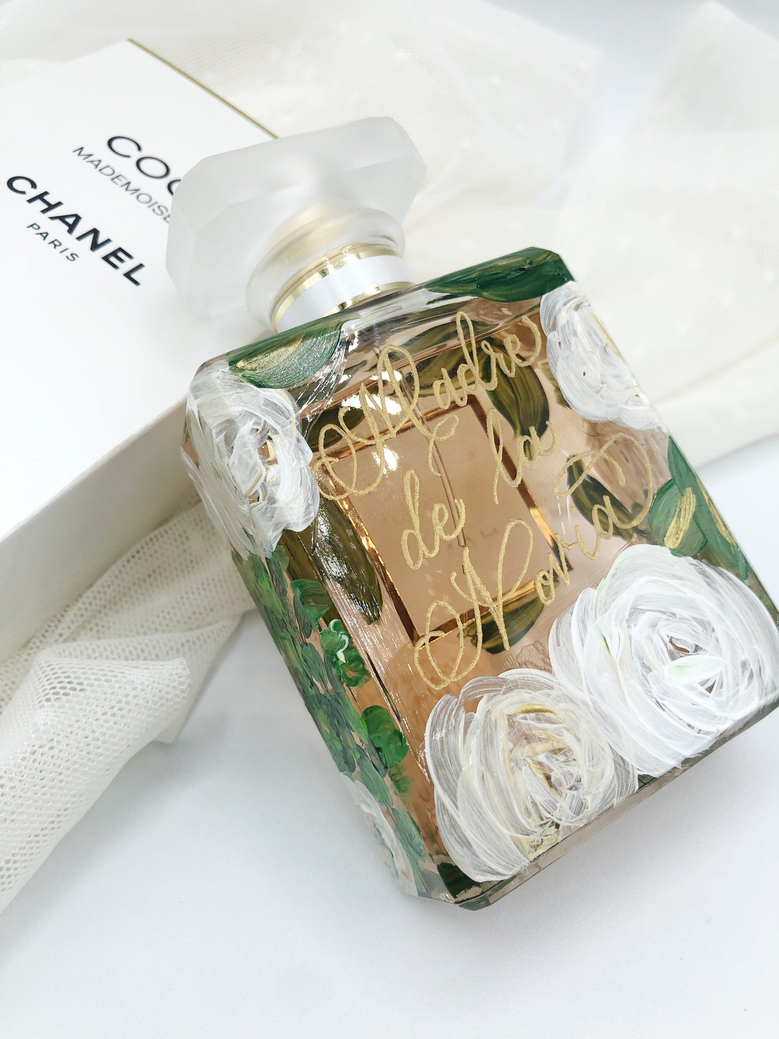 chanel-painted-bottle-luxury-event-artist.jpeg