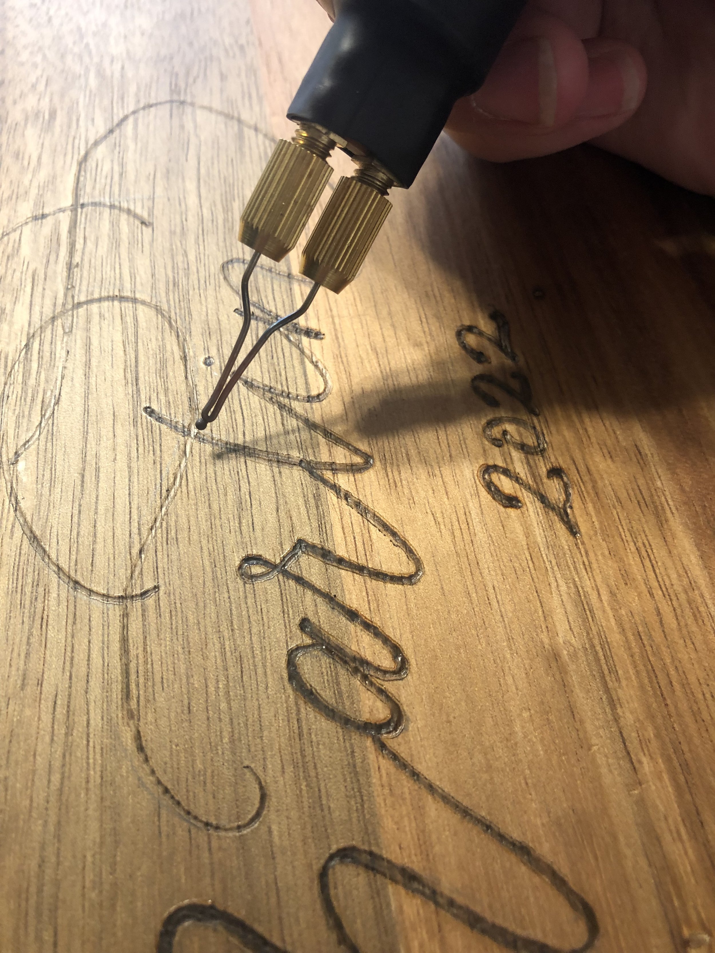 utah-wood-burning-artist-live-event-painter.jpeg
