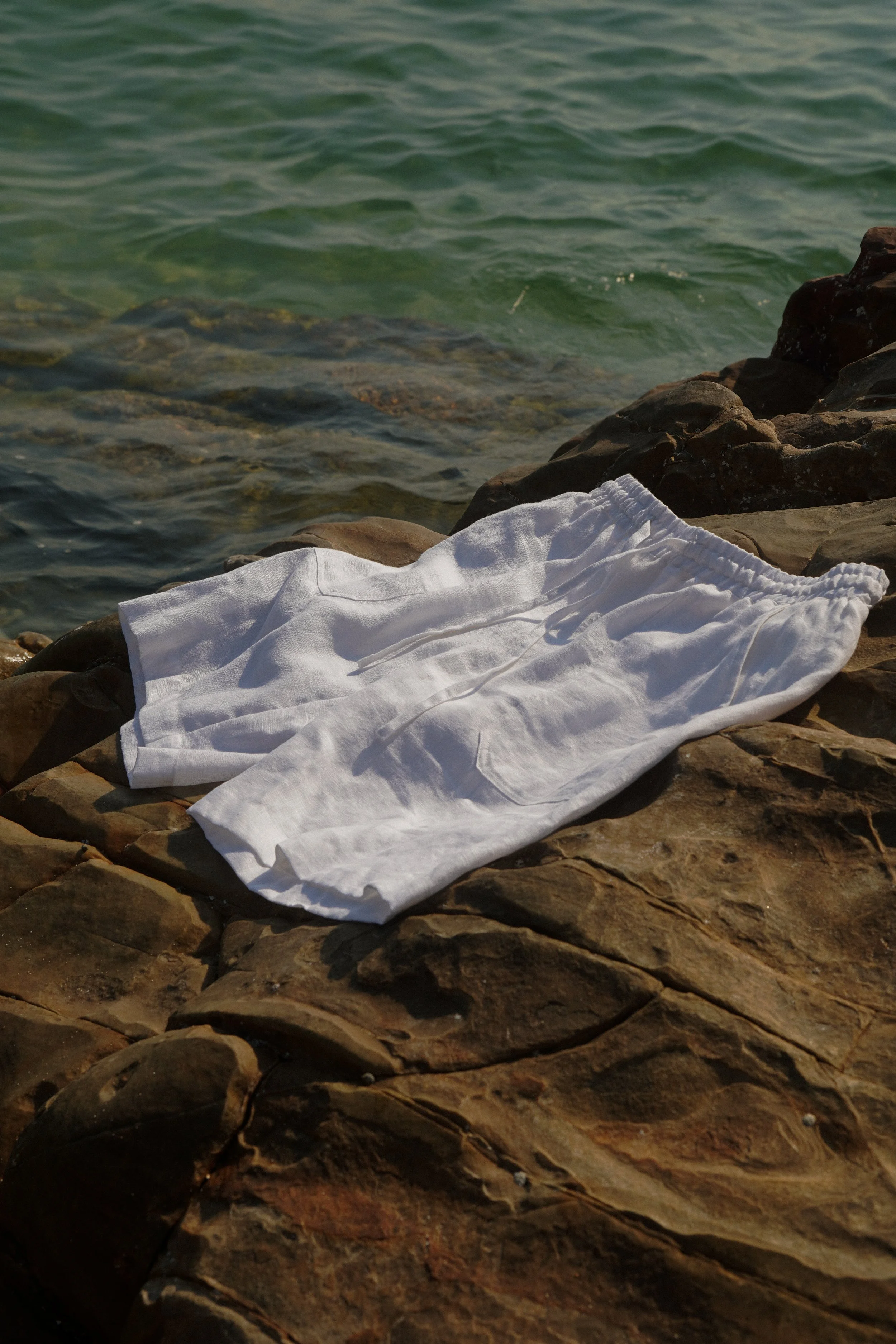 Lumière Linen Shorts