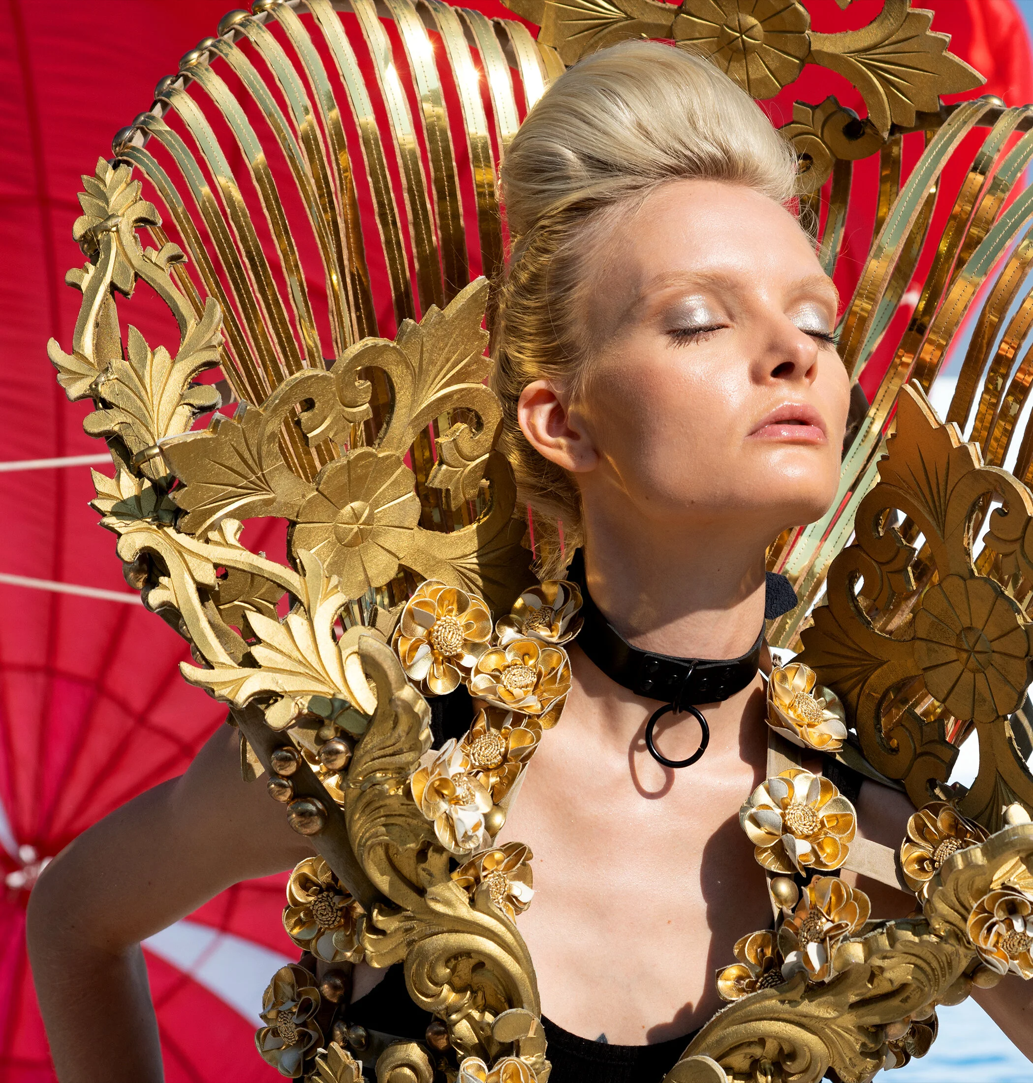 GOlden Harp.jpg