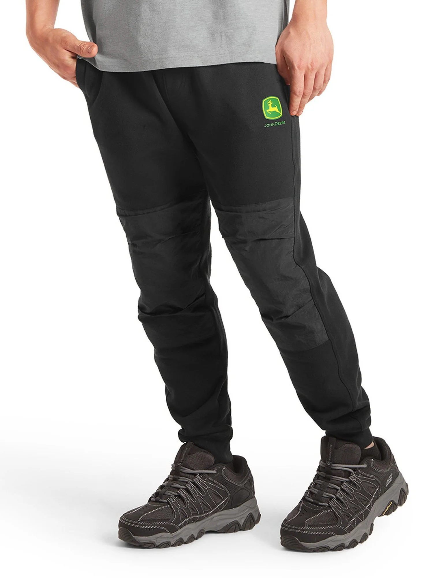 S26_MODEL_JOHNDEERE_SLEEVEPOCKETGRAPHICTEE_JWM261KC17CN_LIGHTGRAYHEATHER_FRONT_crop1.jpg