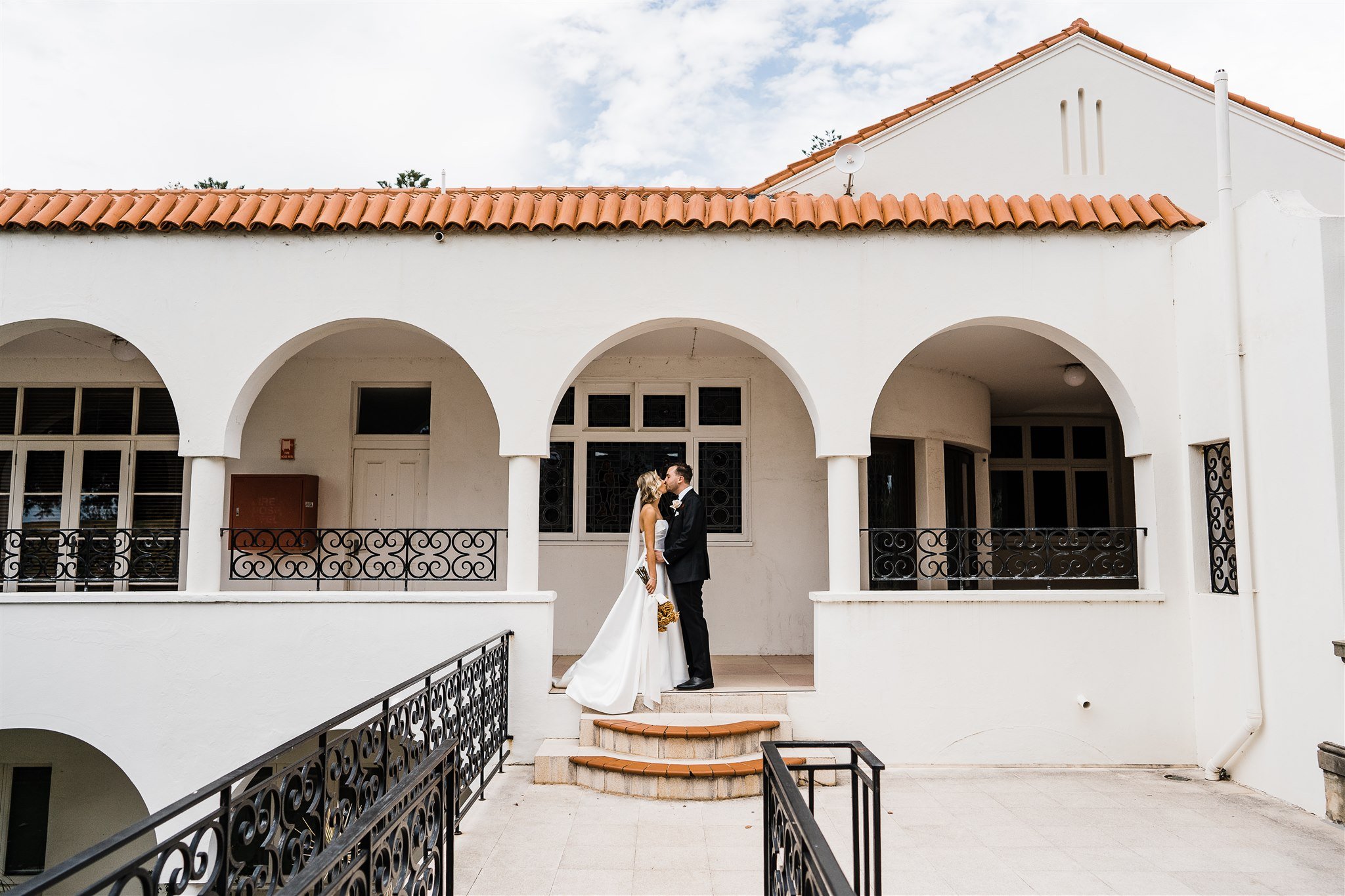 Peggy_Saas_Assembly_Yard_Fremantle_Wedding_Documentary_Photographer-9.jpg