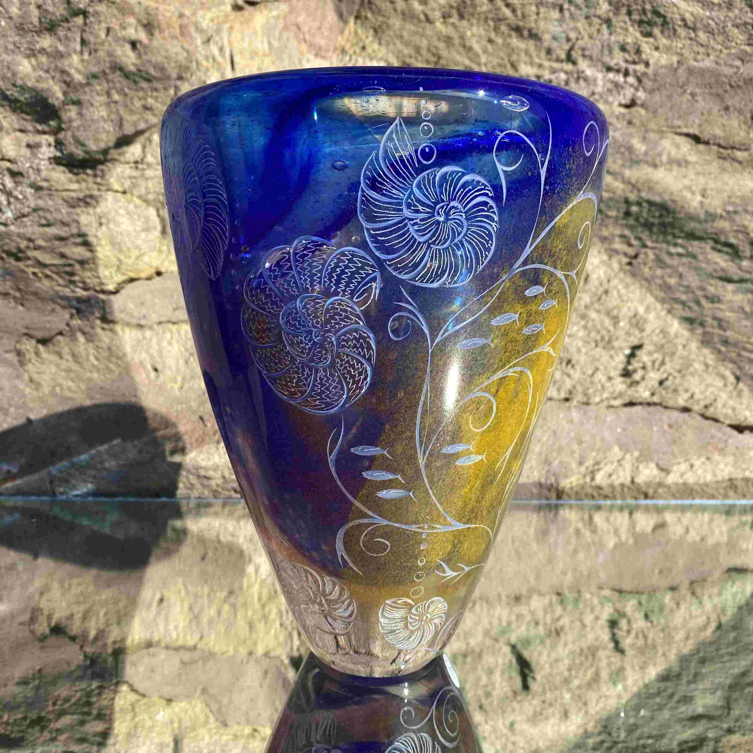 3 Julia_Linstead_Glass_nautilus_tall_one-off.jpg