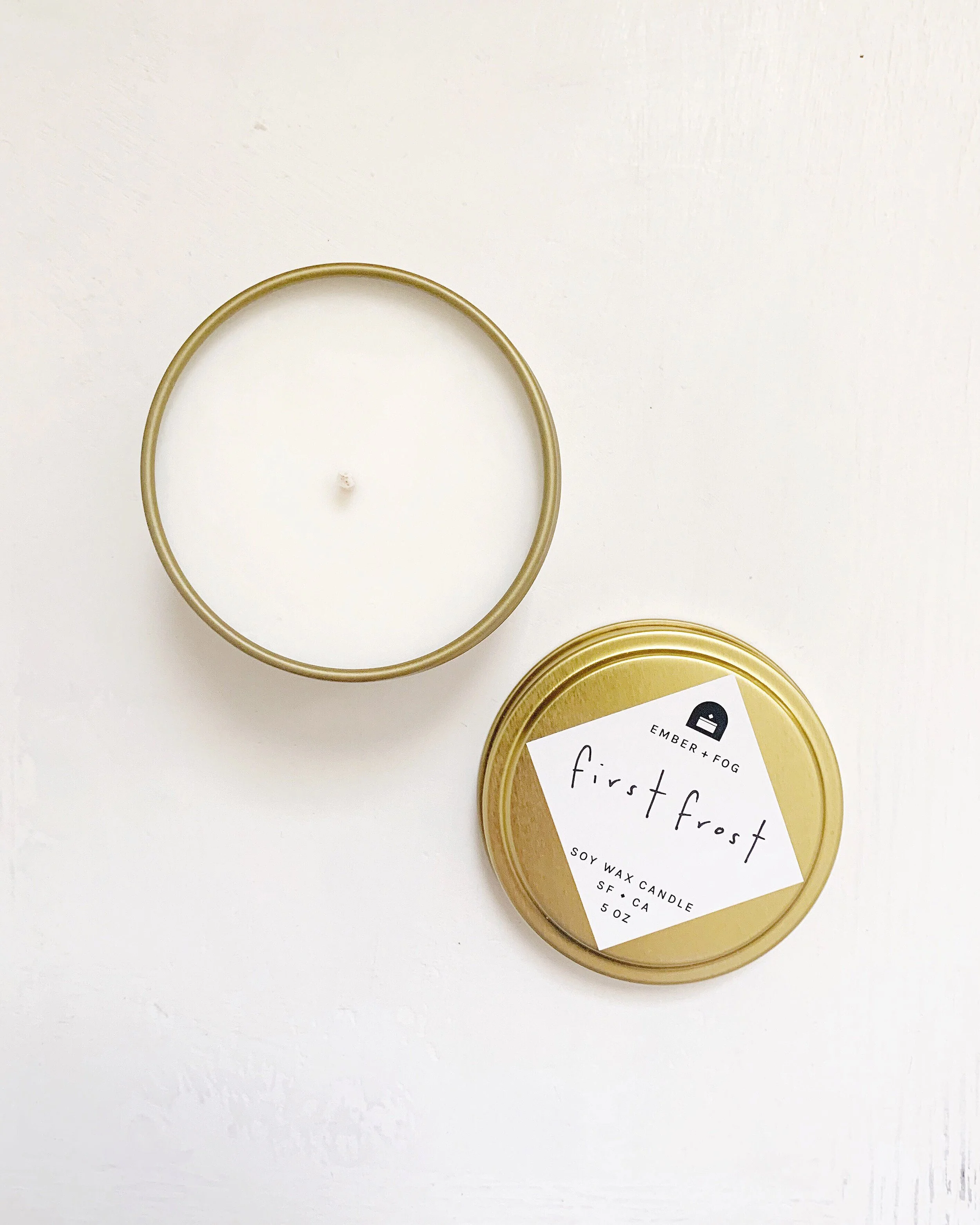 single-candle-overhead-lid-off-on-white-ember-and-fog-handmade-scented-holiday-fragrance-web-first-frost.jpg