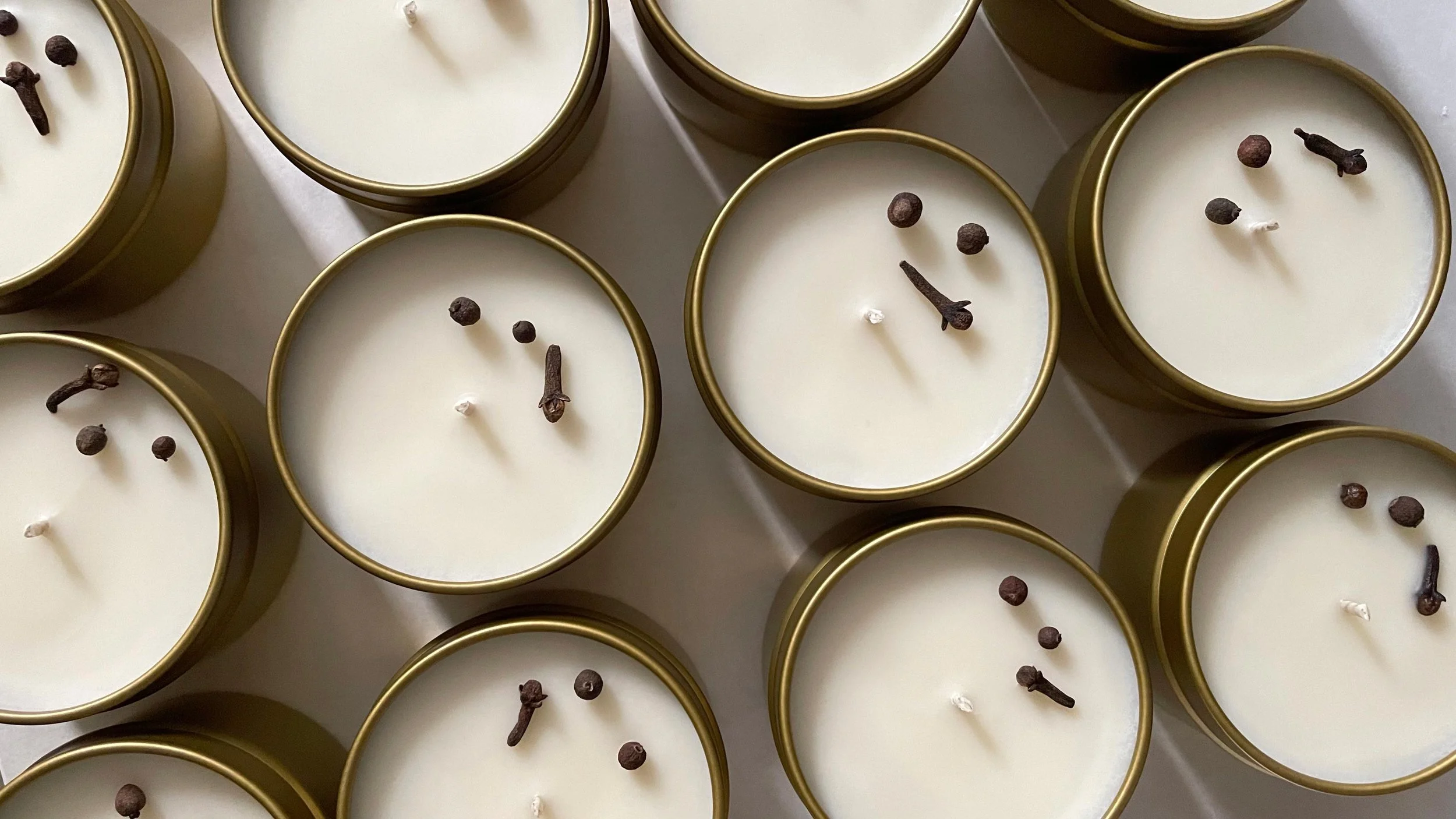ember-and-fog-autumn-candle-mulled-wine-multi-1-sm.jpg