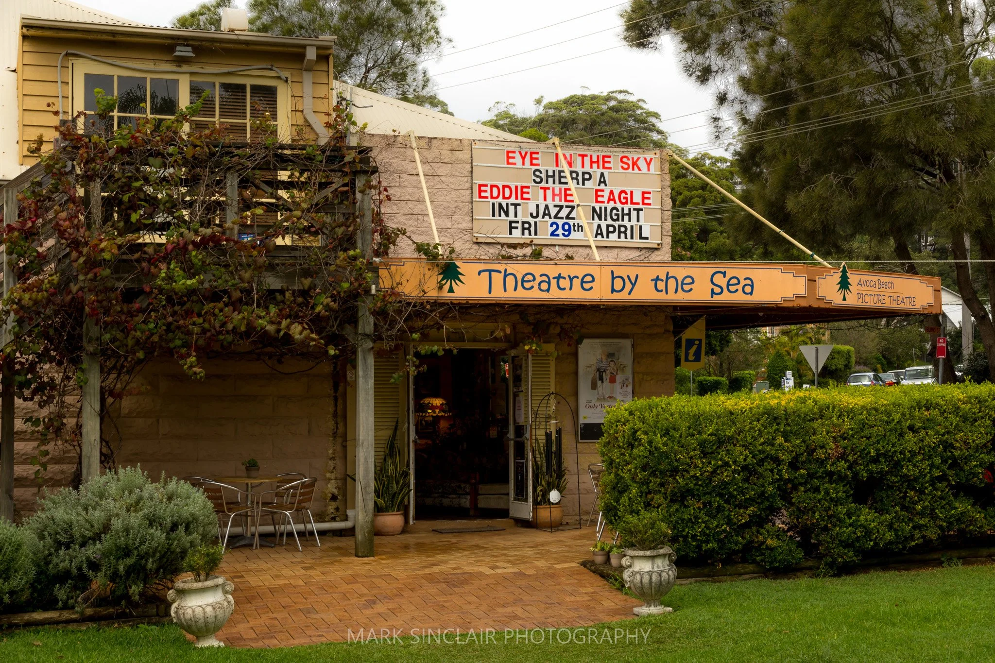   Avoca Beach Picture Theatre  