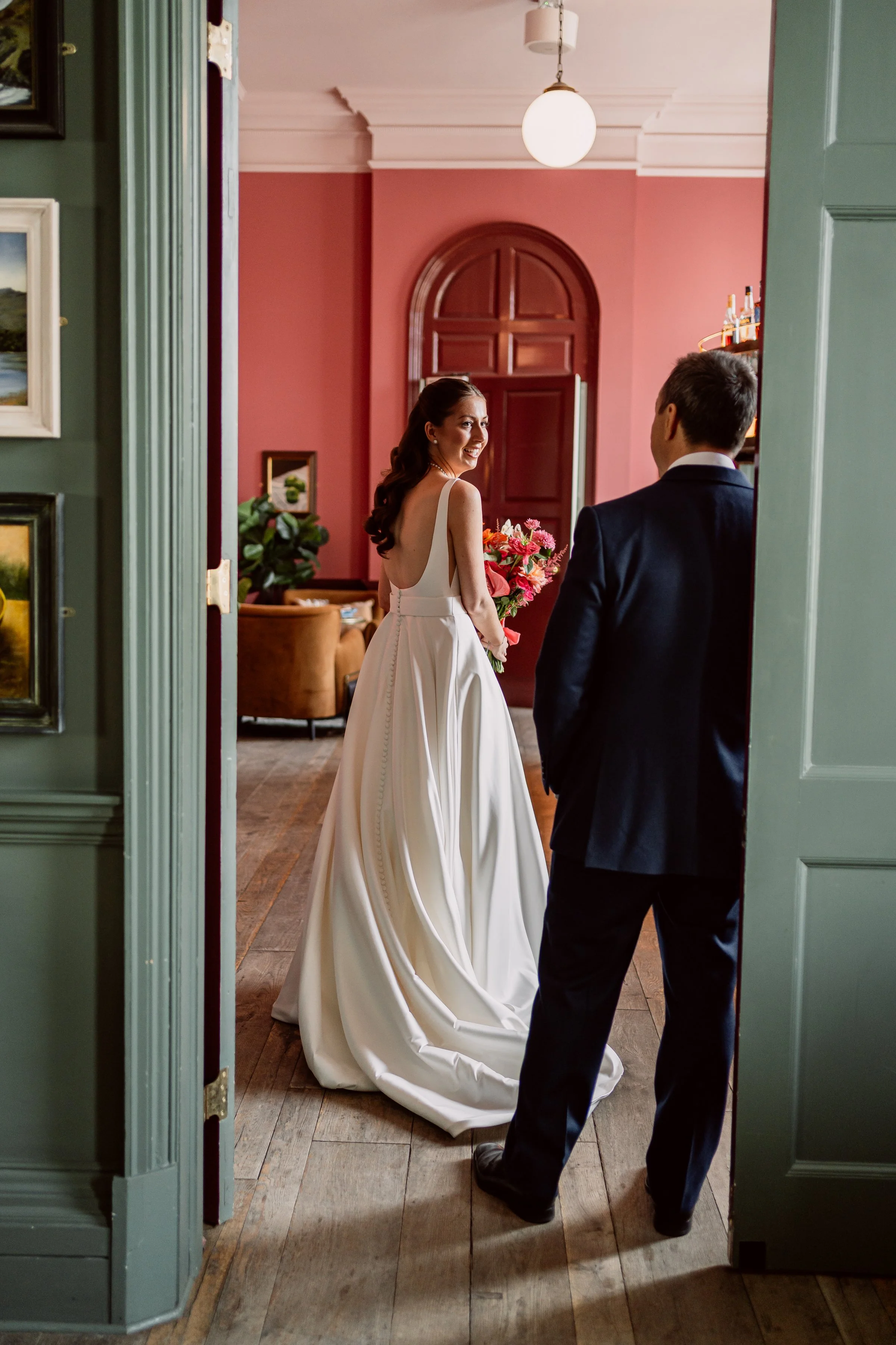 london-wedding-first-look.jpg