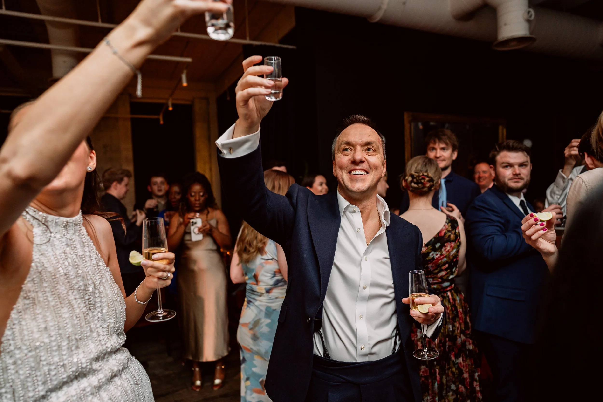 shot-oclock-wedding-party.jpg