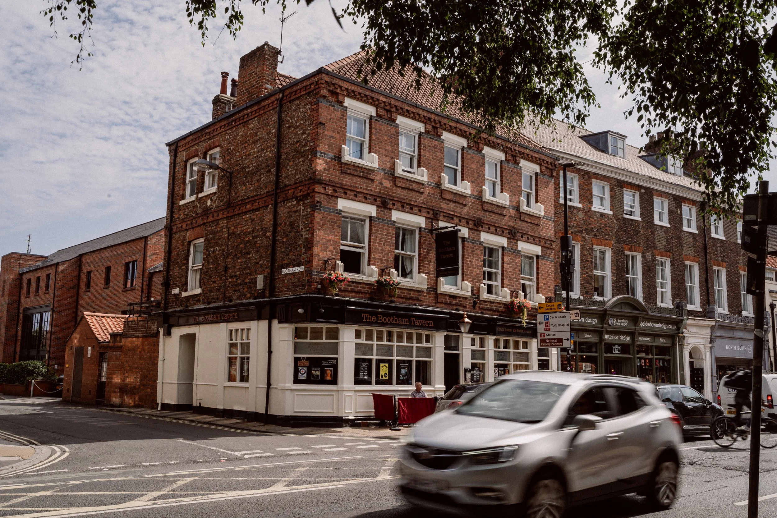 sneak peeksLaura & Joe sneak peeks.jpg