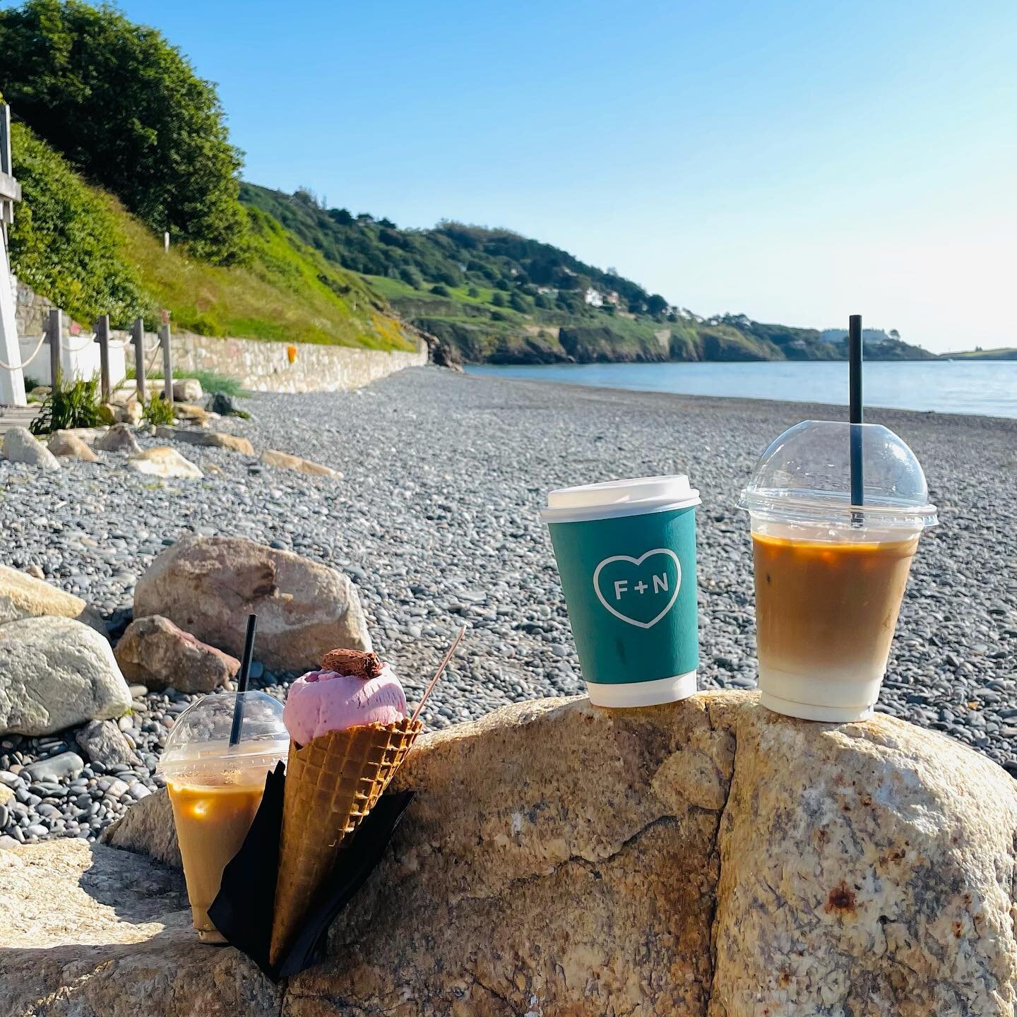 Easy like Monday mornings ☀️Cool down with an Iced Coffee or an Ice Cream on this beautiful day.