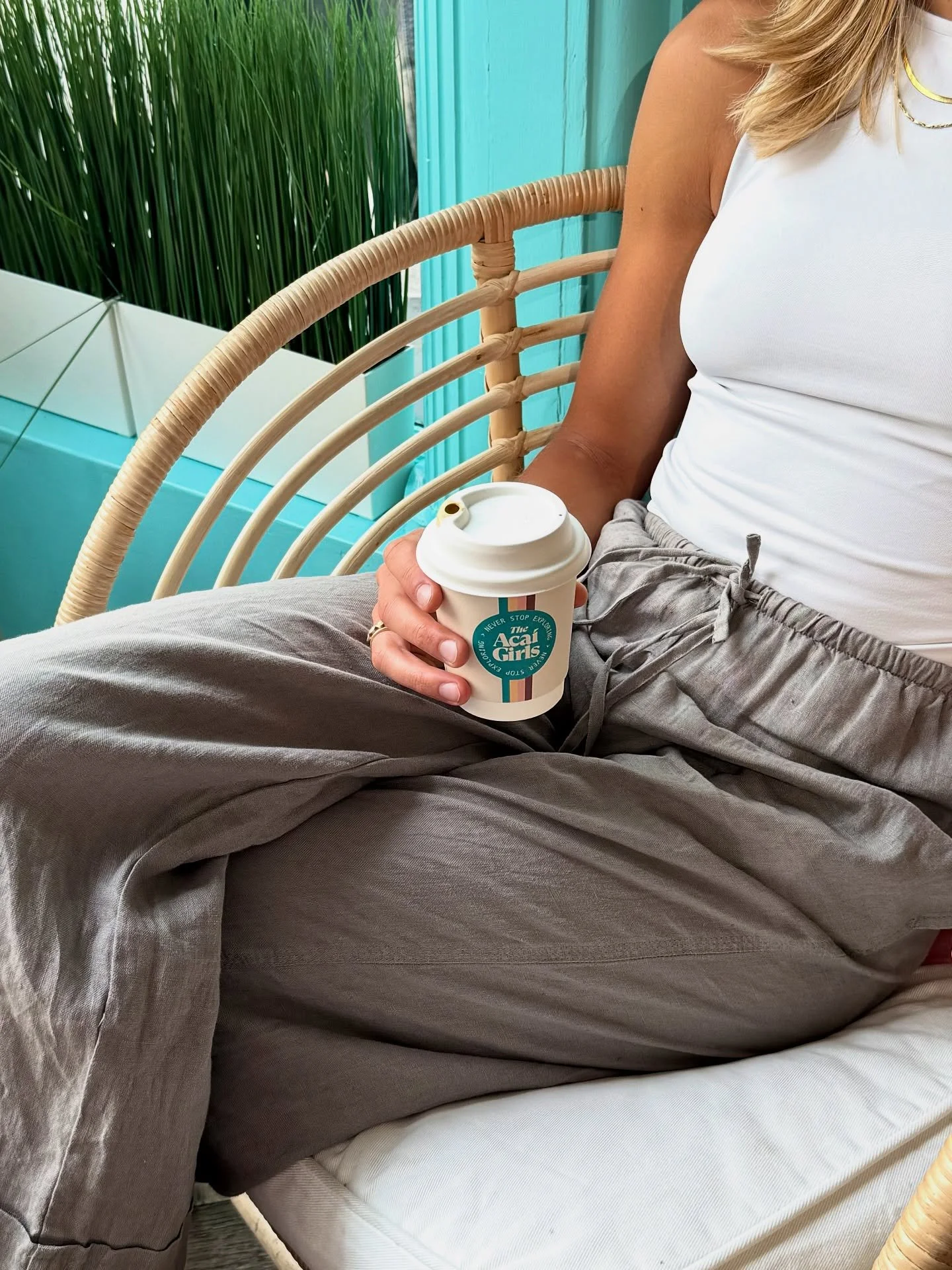 50% off coffees &amp; matcha tomorrow!
Start your Thursday strong! Join us for the A&ccedil;ai Girls Run Club 🏃&zwj;♀️✨. 
Whether you&rsquo;re here for the miles or just the vibes, we&rsquo;ve got the fuel and community to keep you going. See you at