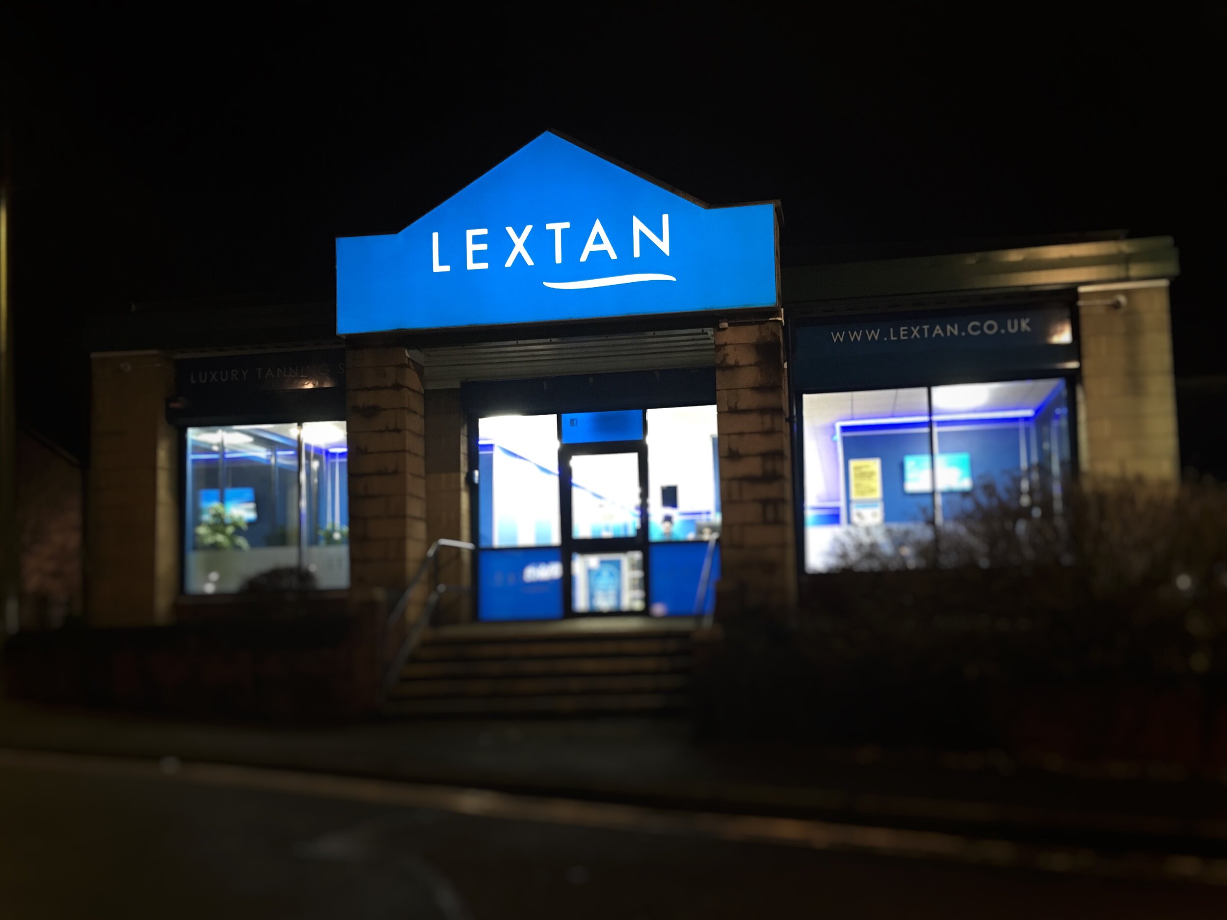 Illuminated LED Flex Face Sign