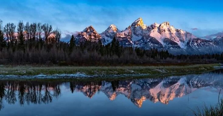 Tomorrow morning we are off again on another adventure. This time to Grand Teton National Park to co-lead a Spring Wildlife Photo Tour for Wildside Nature Tours. I can't wait to be back in my happy place.

I photographed this image at Schwabacher Lan