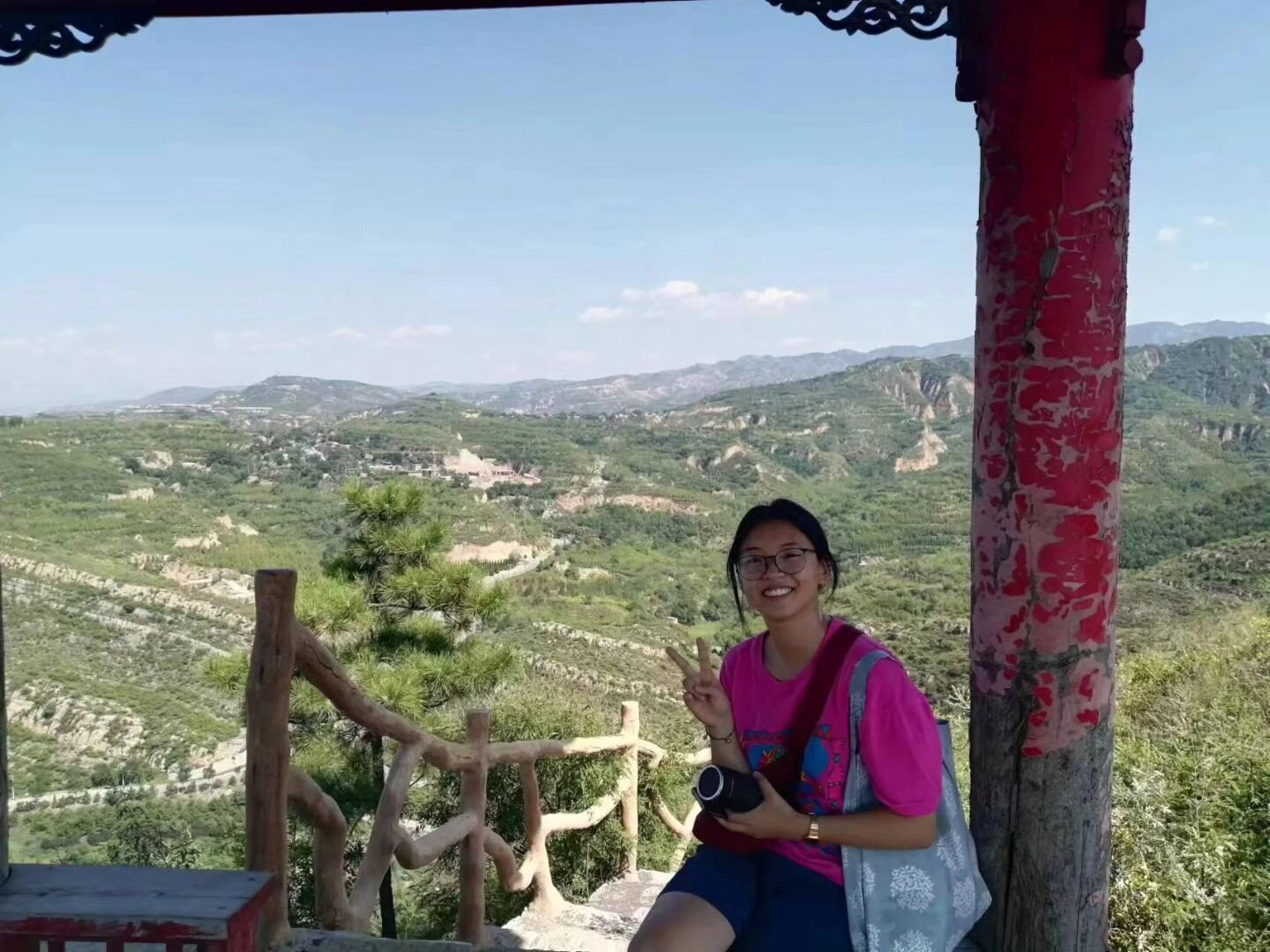 Hi everyone, my name is Elaine and I'll be taking over this week🌞 I am actually a third (!!) year China fellow, and I just arrived in Taigu about a month and a half ago. Being presented with the opportunity to extend this fellowship and actually com