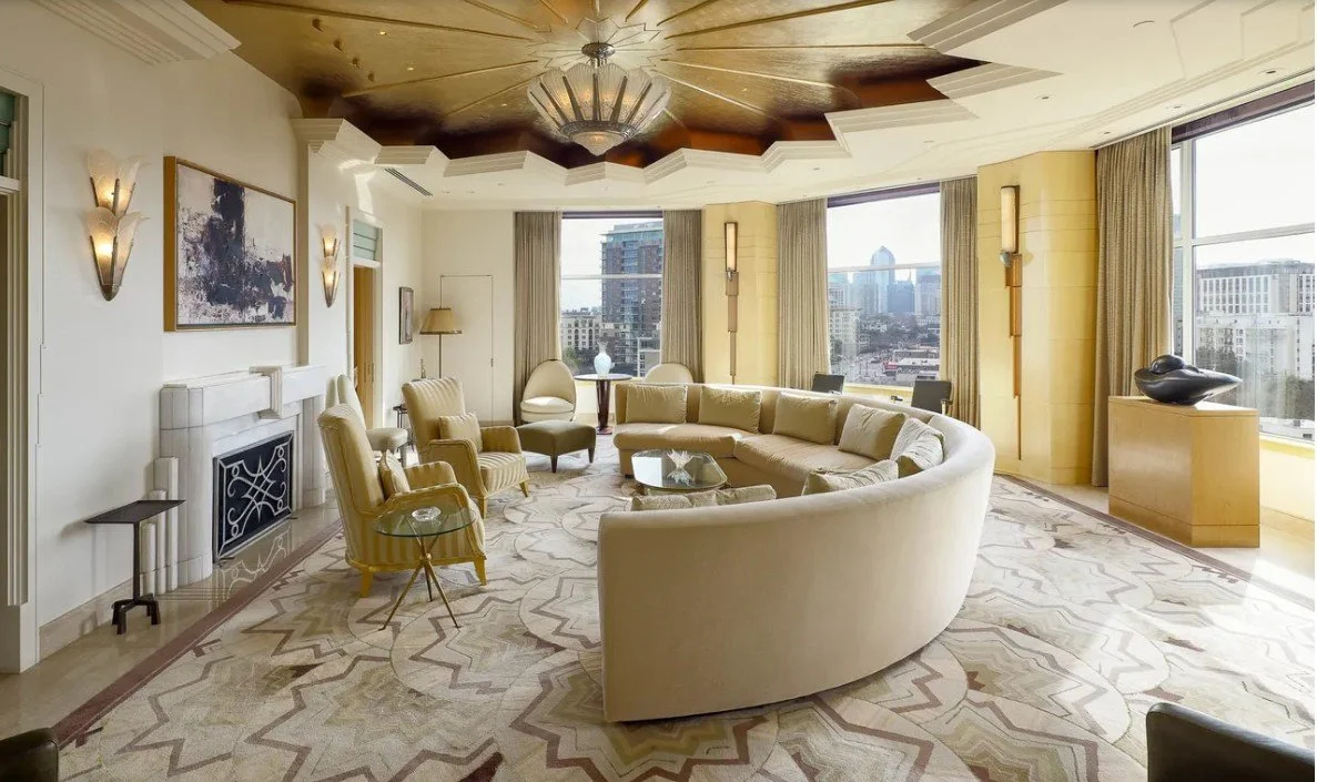 2801 TCB - living room.jpg