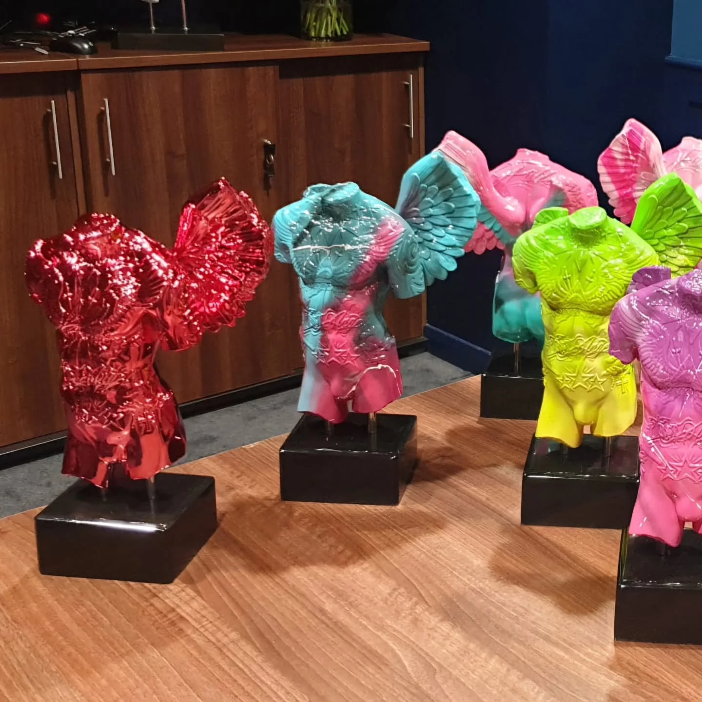 Hey guys!  These "Fallen Angel" mini torsos are out now!  10 original mini sculptures available through @castlefineart 

I've not done anything like this before, and the feedback from my previous posts about these sculptures was really good