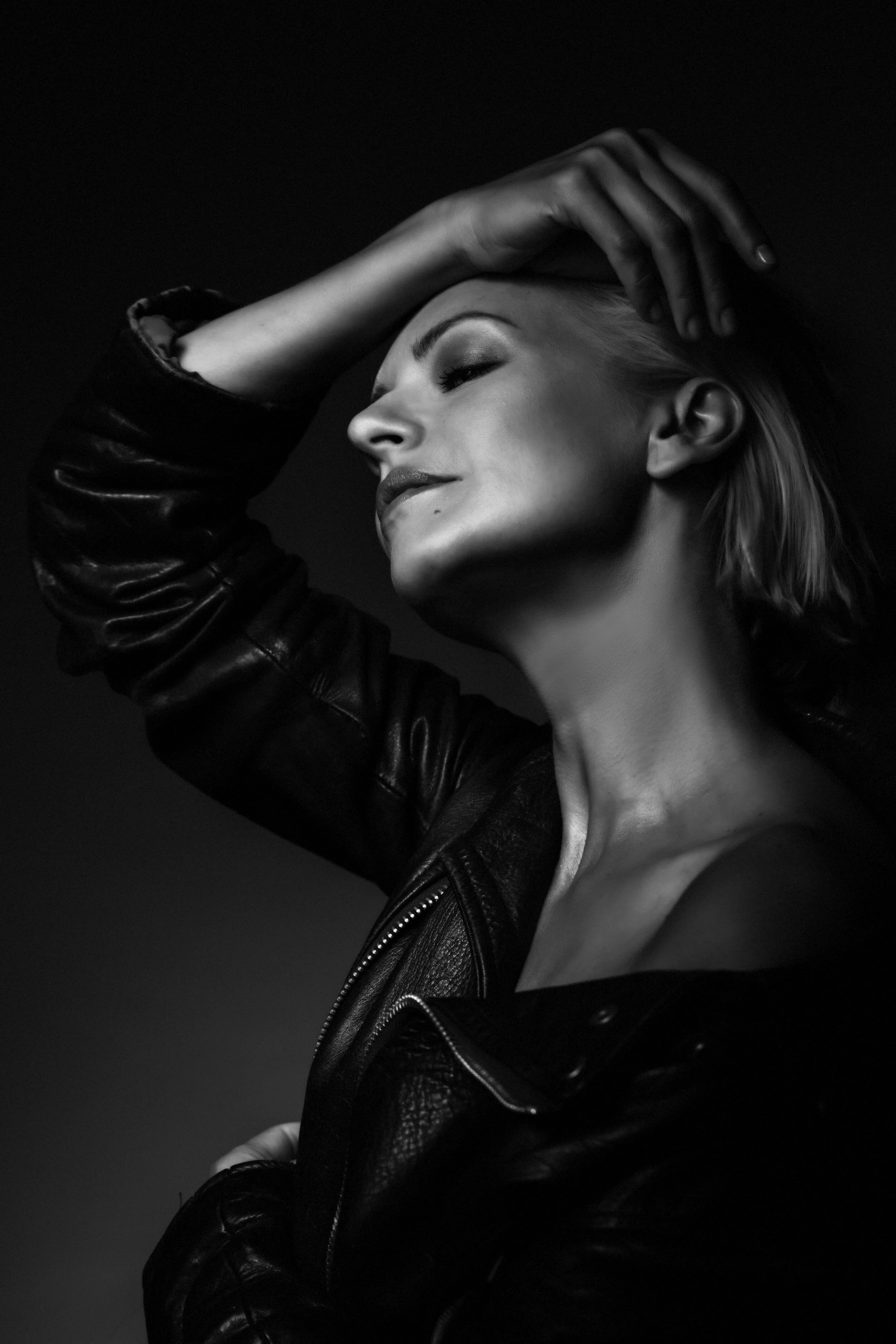 Lucy-0003FTR.jpg