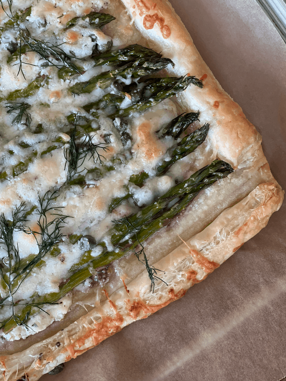 Herb &amp; Asparagus Tart 