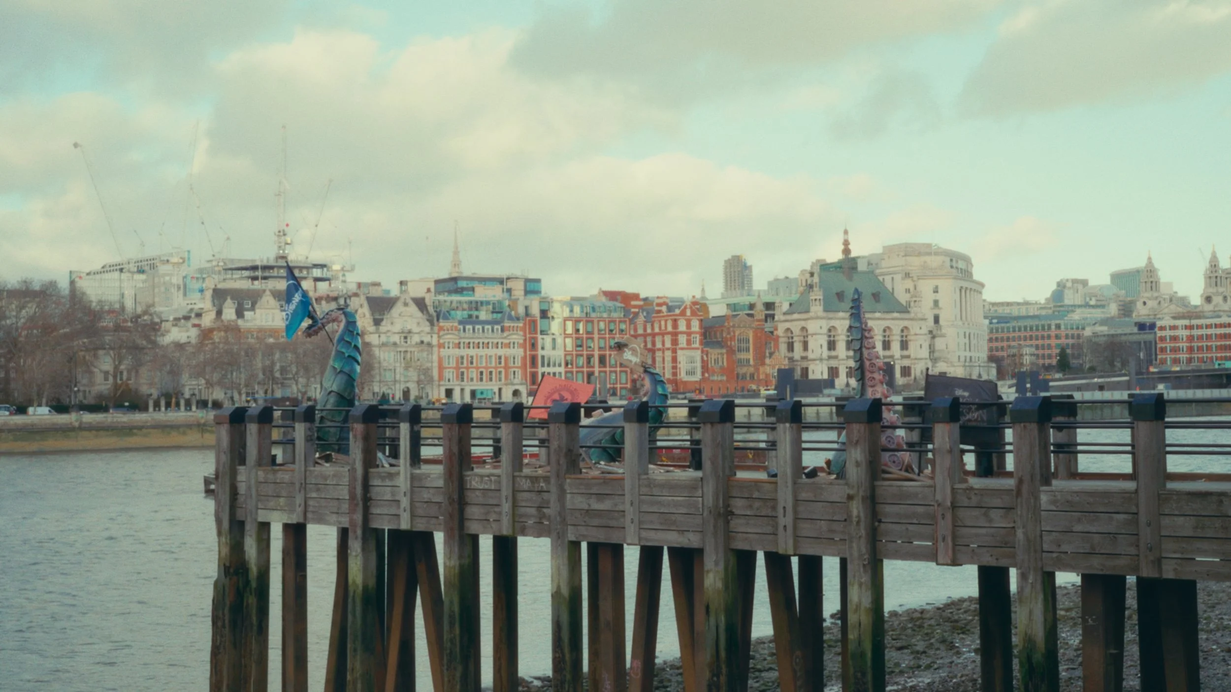 Timeline 1_01_04_00_18.JPG