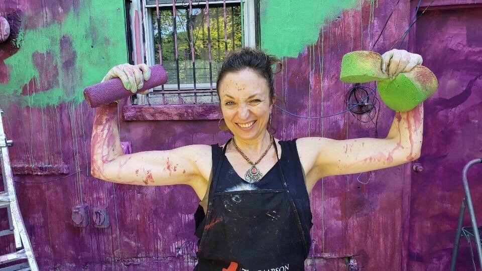 I love getting messy :)