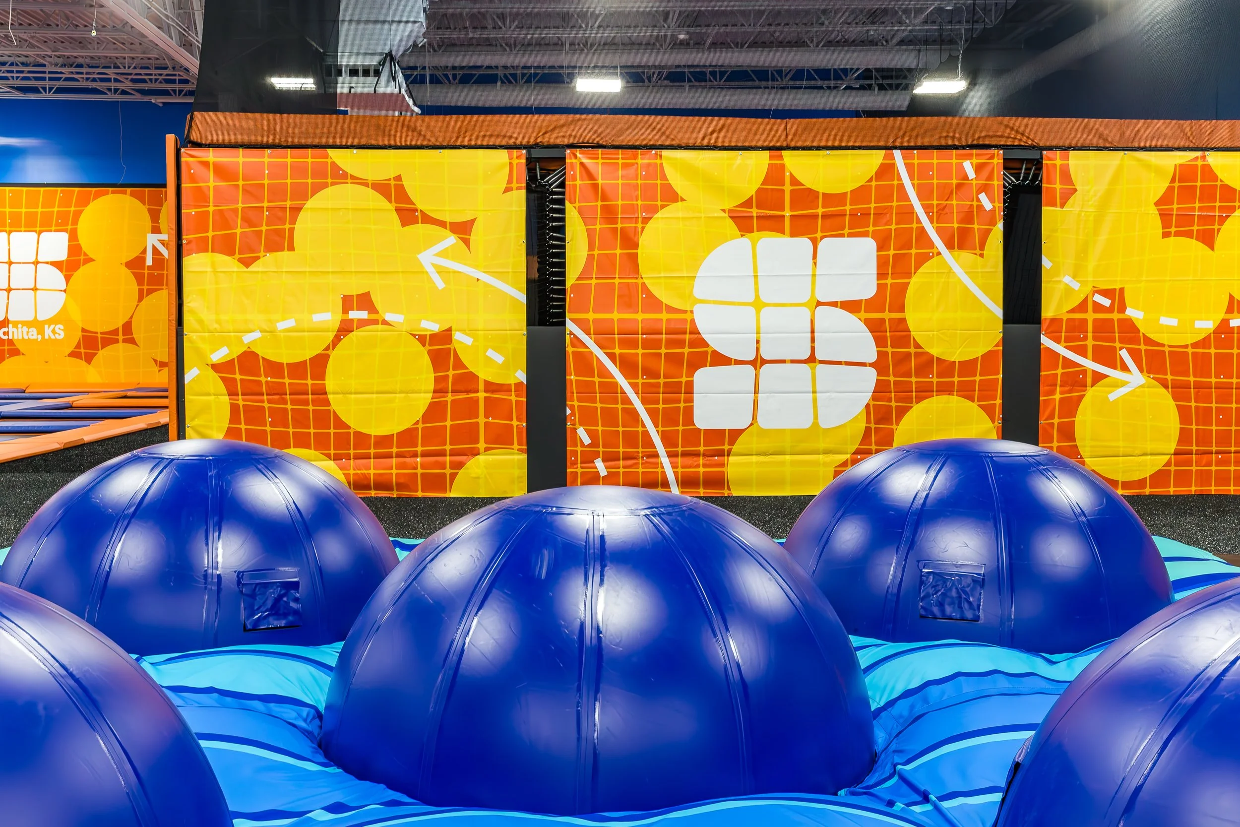 blue-obstacle-airbag-closeup-sky-zone.jpg