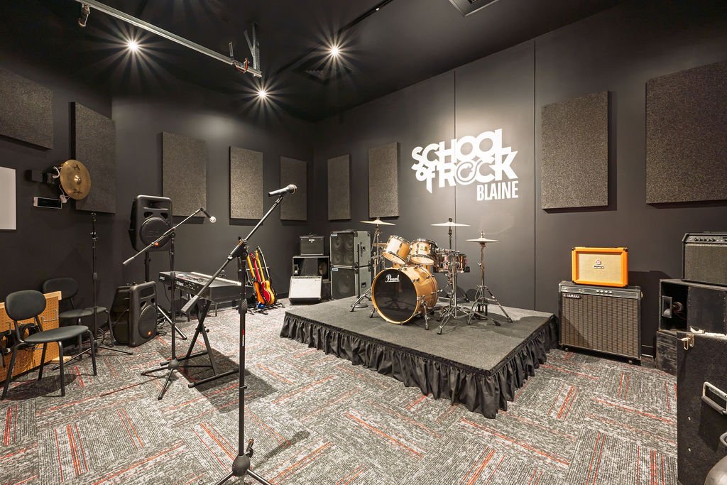 SchoolofRock-Interior-5.jpg