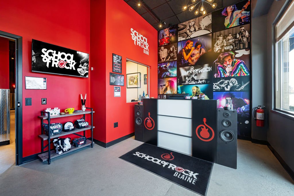 SchoolofRock-Interior-15.jpg
