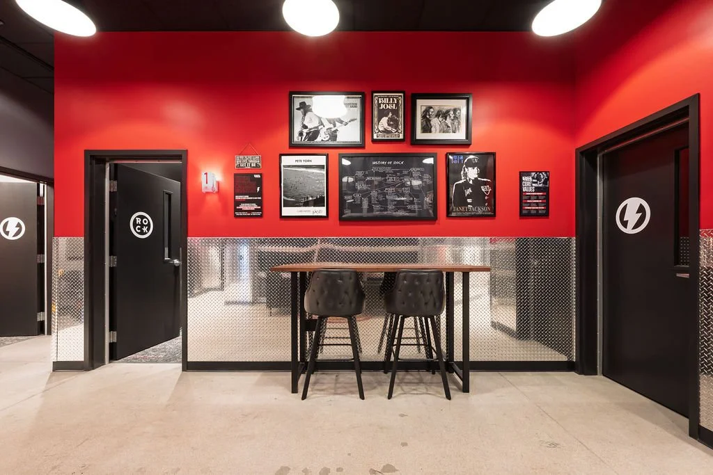 SchoolofRock-Interior-27.jpg