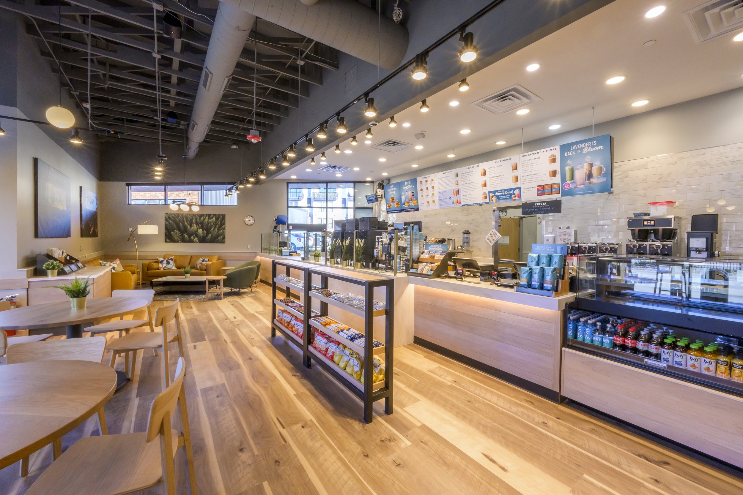 Caribou_Keo_Way_DesMoines_15663.jpg