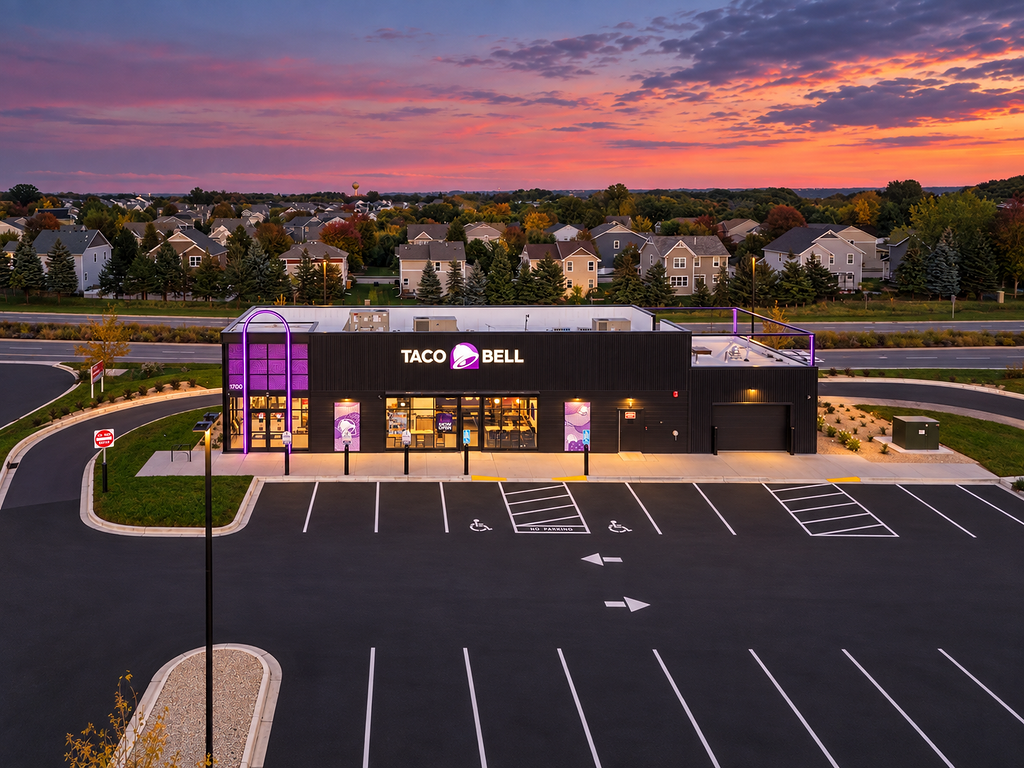 taco-bell-carver-mn-restaurant-front-entrance.png