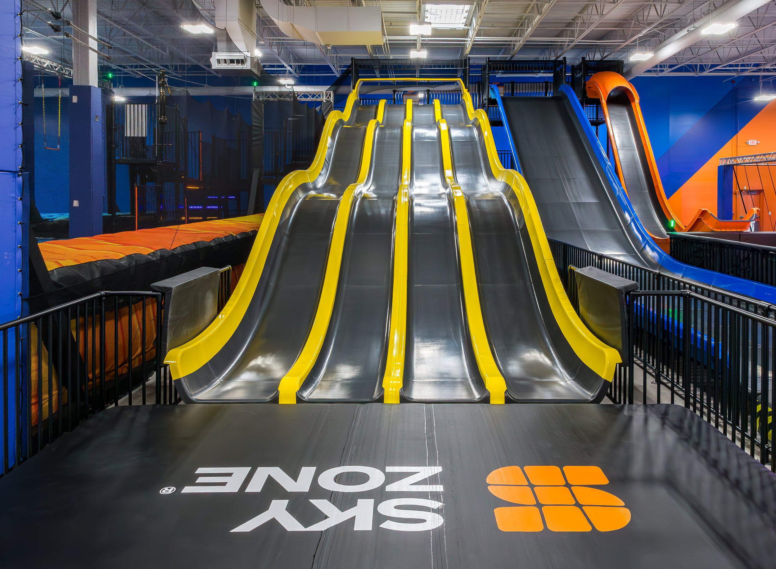 g4-construction-management-sky-zone-slide-attractions.jpg