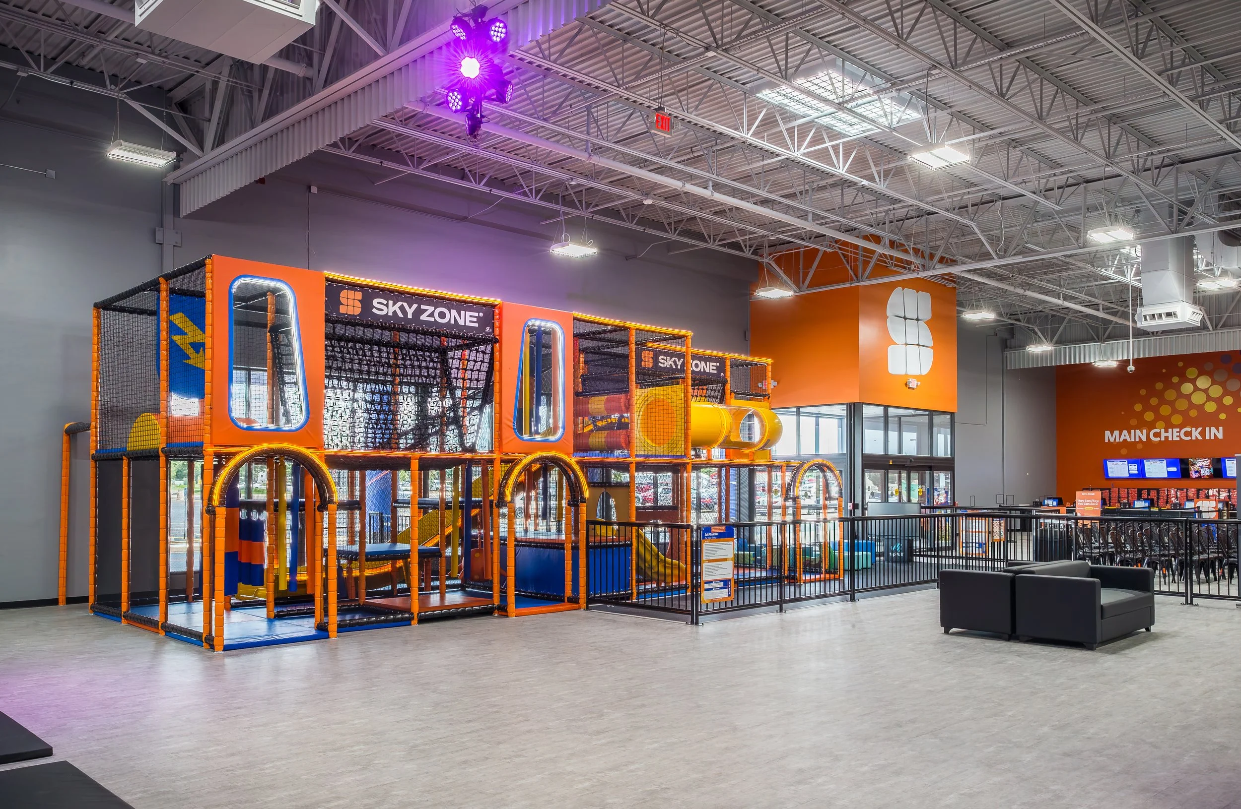 g4-construction-management-sky-zone-play-area.jpg