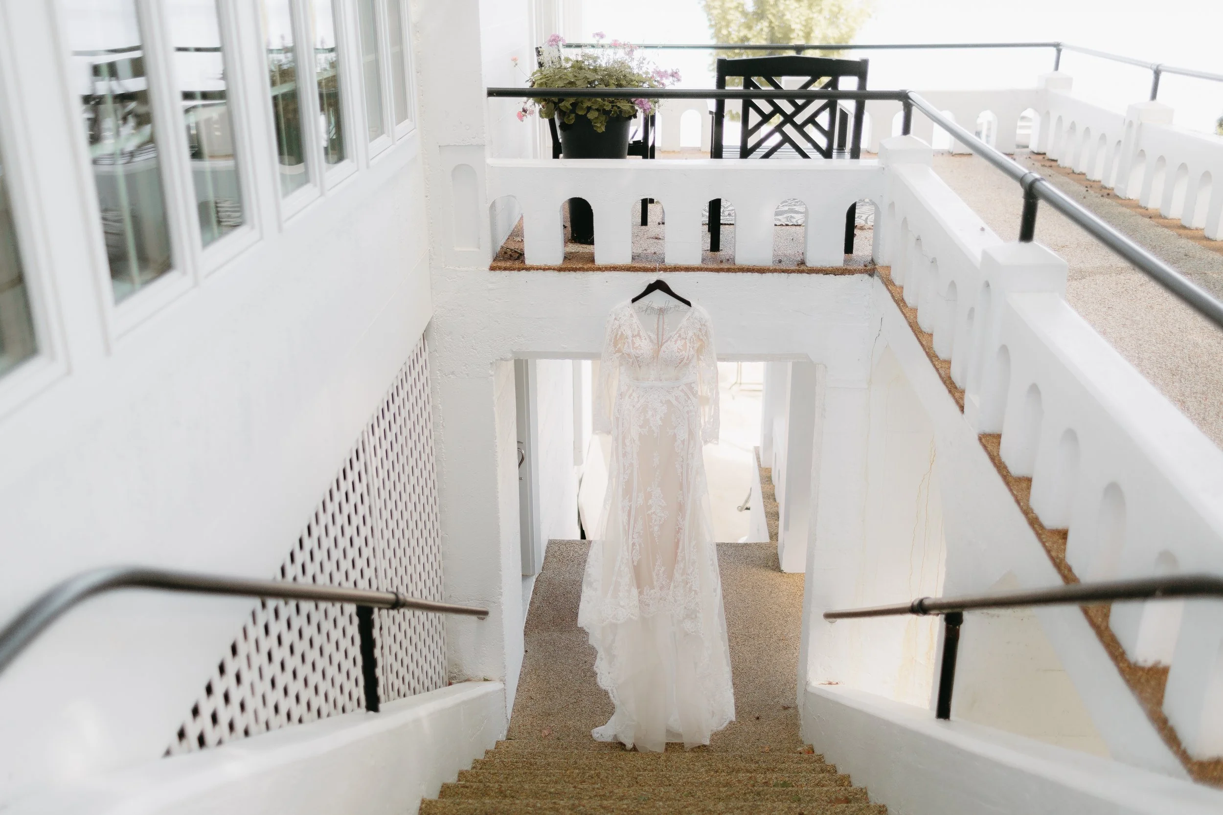 Bay Pointe Inn Wedding on Gun Lake — Michigan Wedding Planner | Paper ...