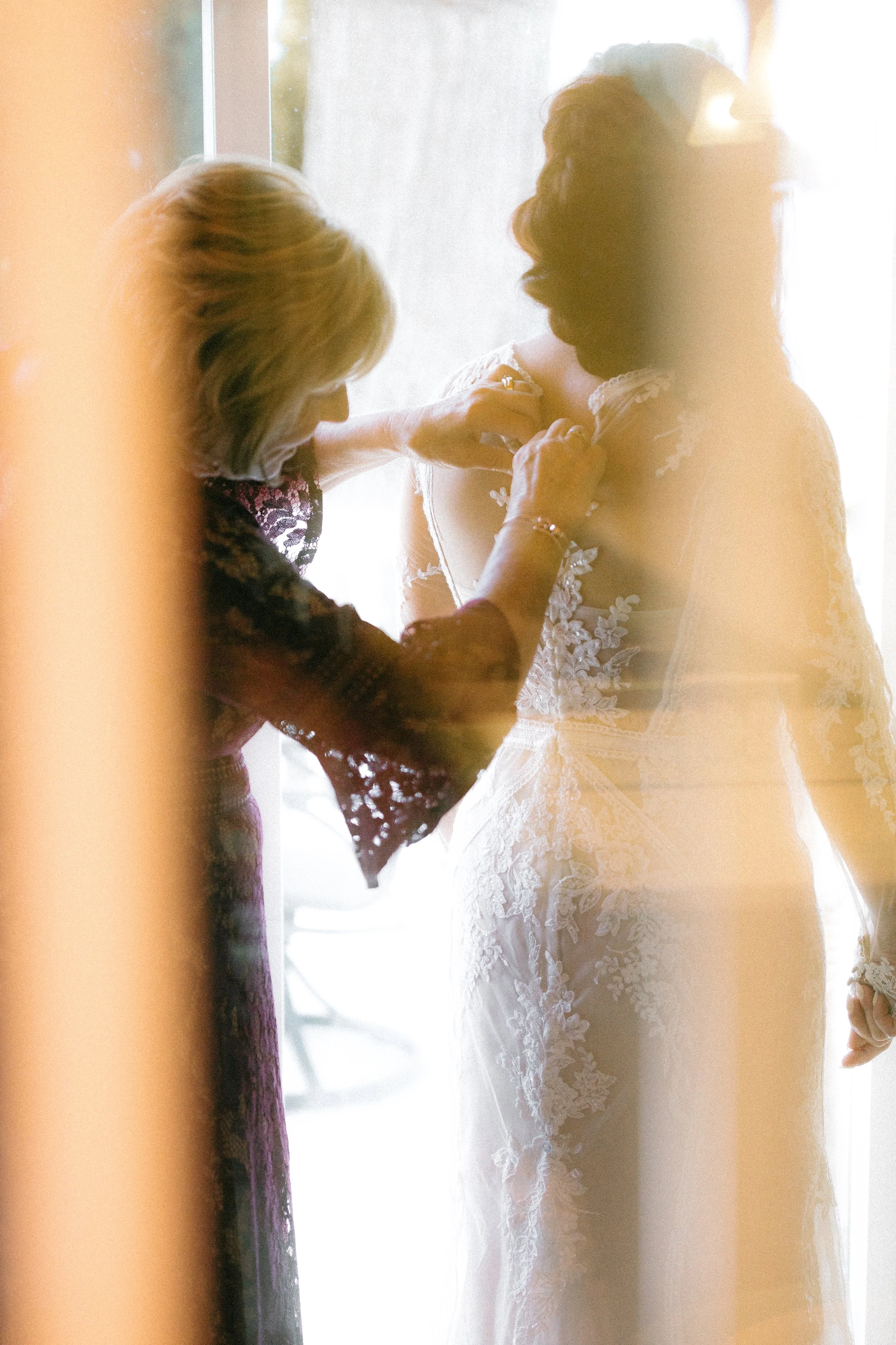 Bay Pointe Inn Wedding on Gun Lake — Michigan Wedding Planner | Paper ...