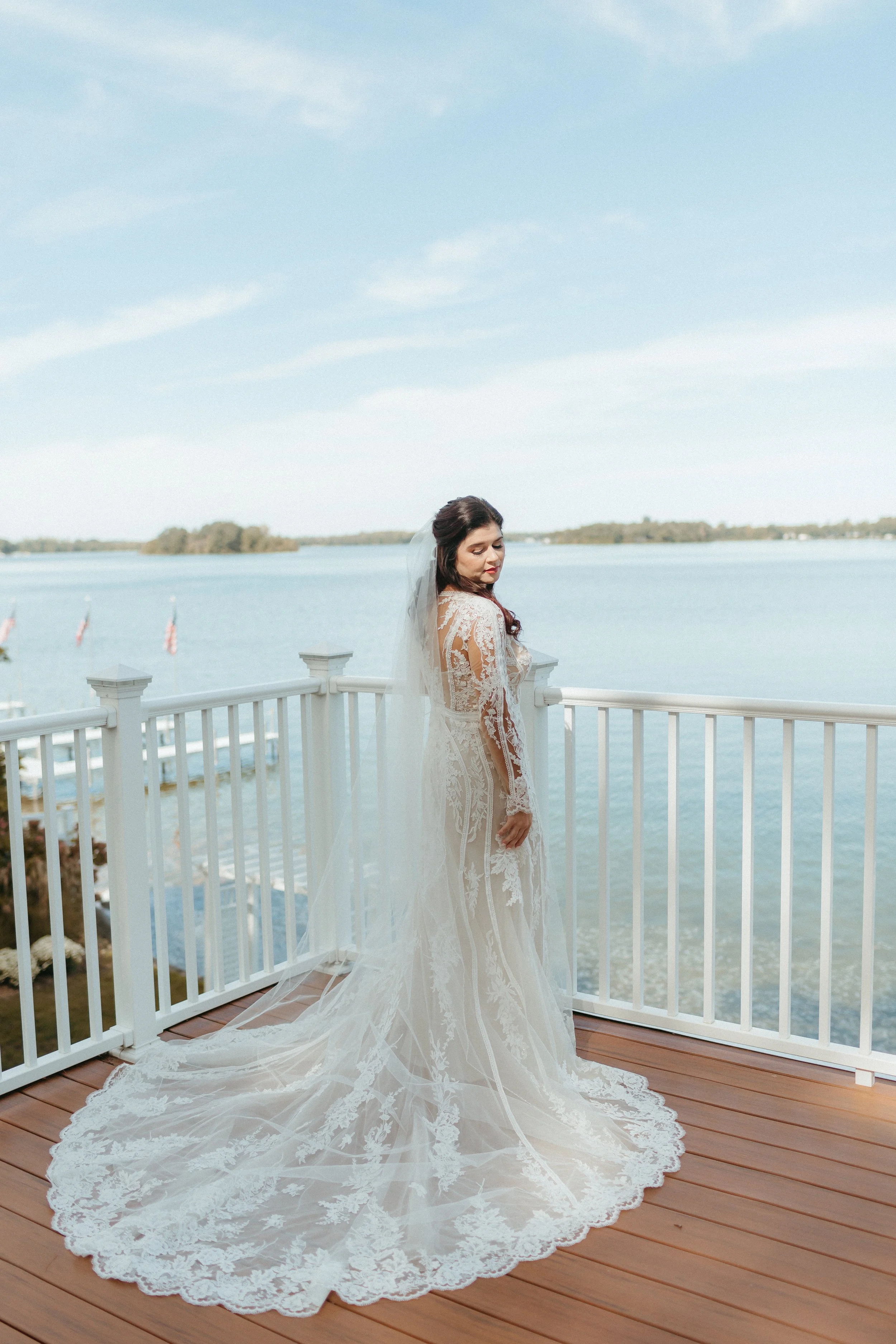 Bay Pointe Inn Wedding on Gun Lake — Michigan Wedding Planner | Paper ...