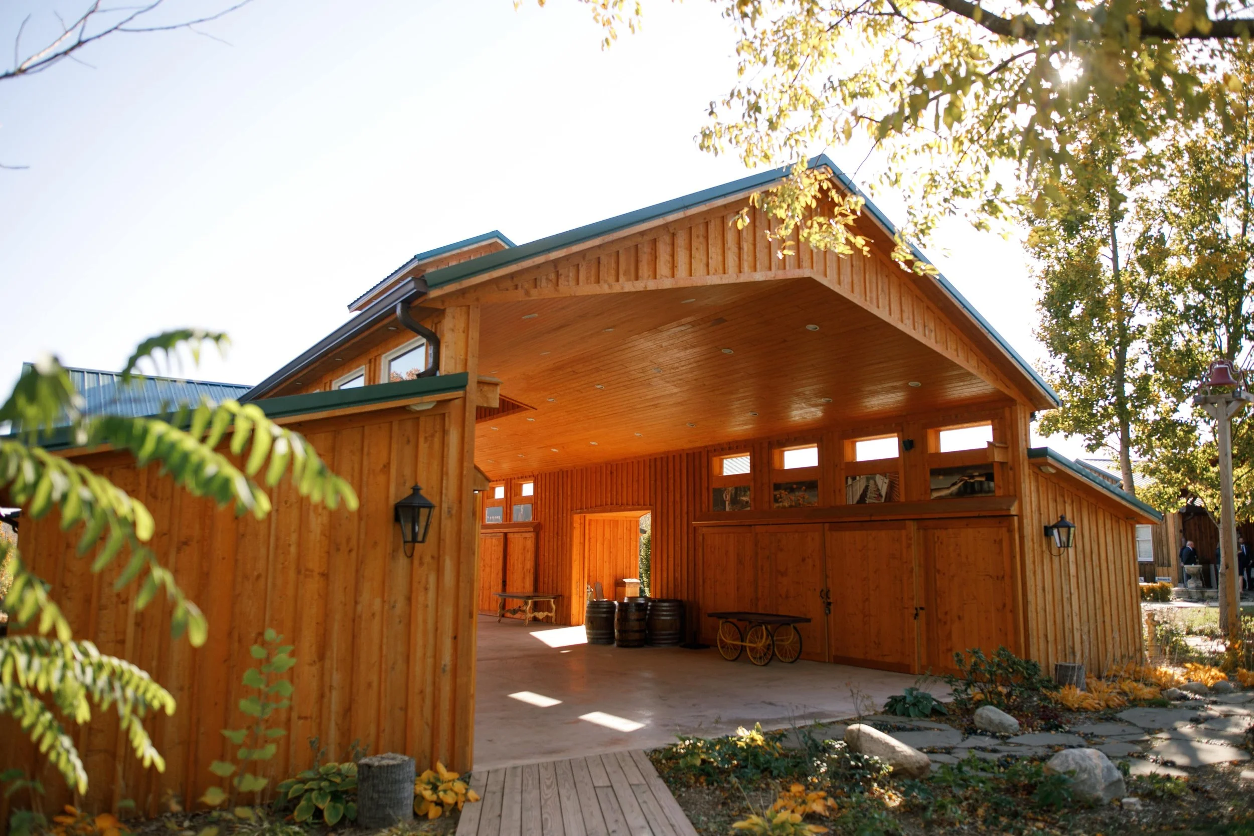 Inisfree Farm Wedding — Paper Hat Weddings