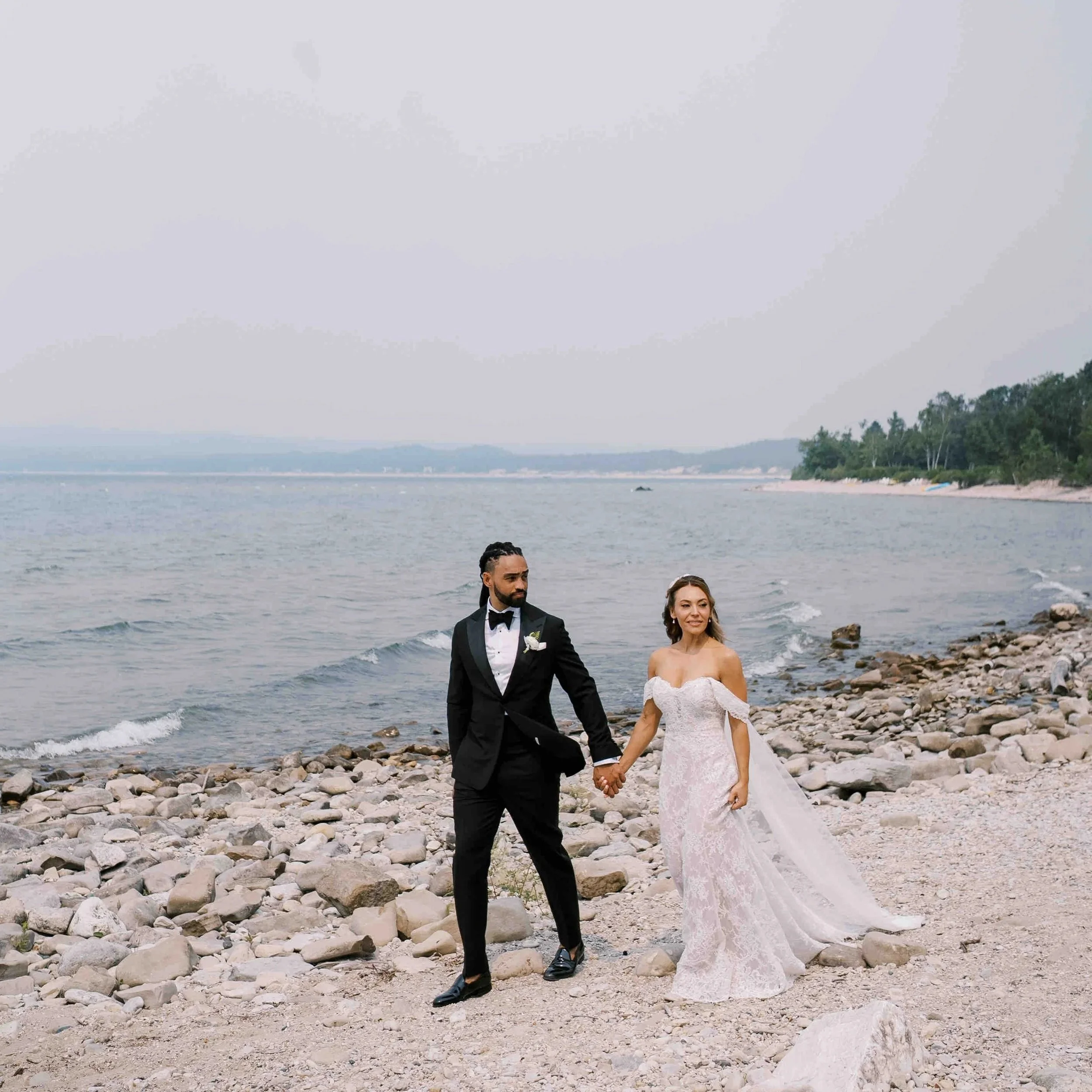 Northern Michigan Tent Wedding at The Perry Hotel