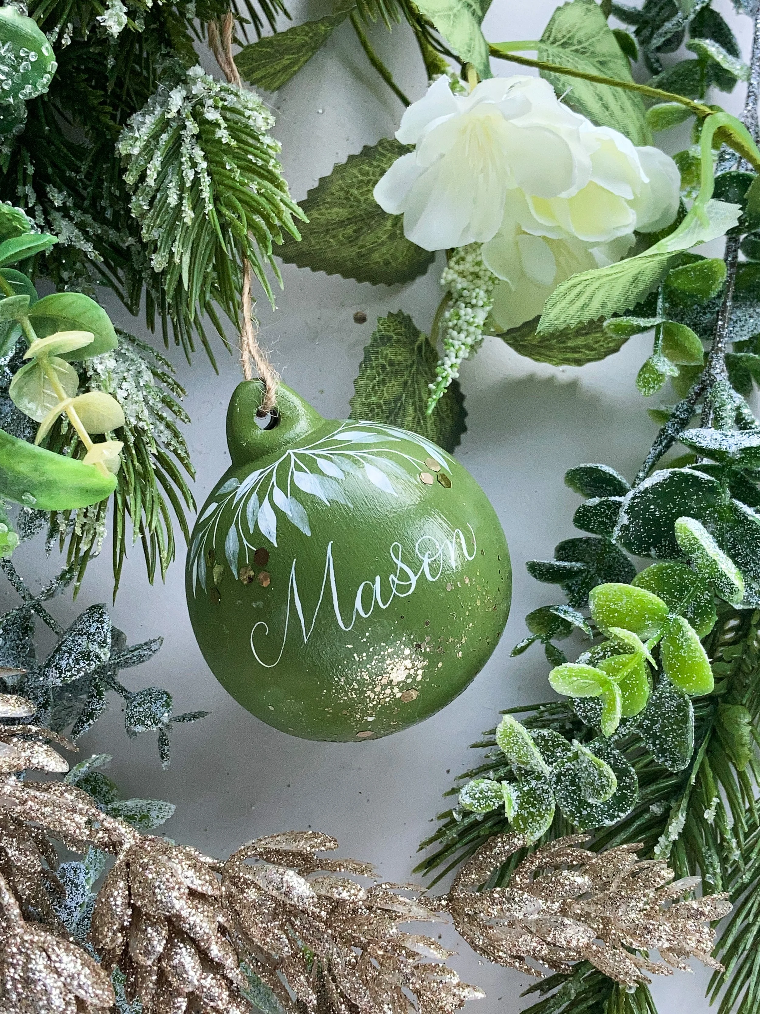 christmas name baubles personalised calligraphy UK-04.jpg