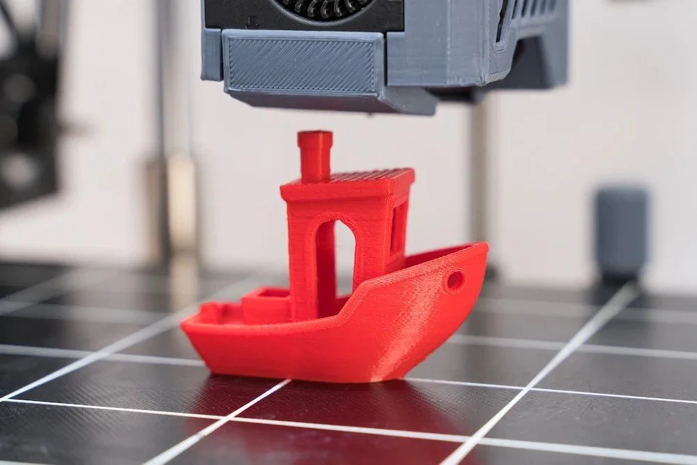 printing-original-products-on-a-3d-printer-closeup-2022-11-15-03-06-47-utc-ezgif.com-webp-to-jpg-converter.jpg