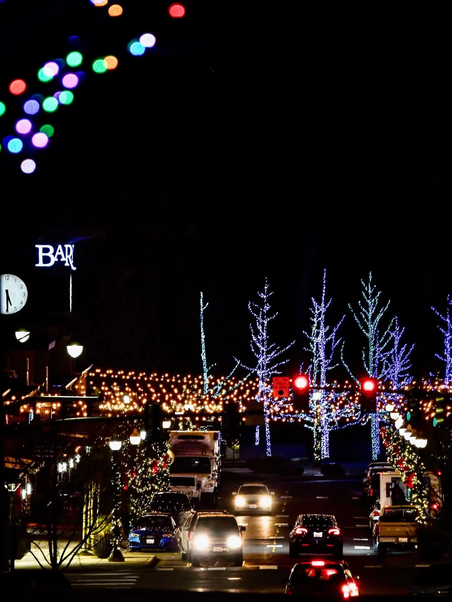 ✨ The annual Barkley Village LIGHTS are officially HERE! ✨

Huge thanks to @northern_lights_bellingham for another stunning installation.

Bundle up and take an evening stroll through the village to soak in the magic. Grab dinner at one of our amazin