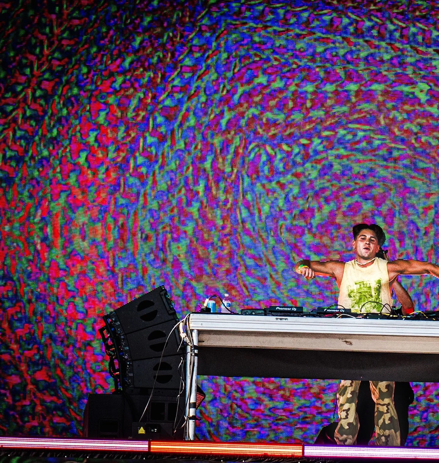 LET HIM COOK!
Shout out to @zealr__ for crushing his set and bringing the energy to start the final day of @dancefestopia!
—————————————————&mda