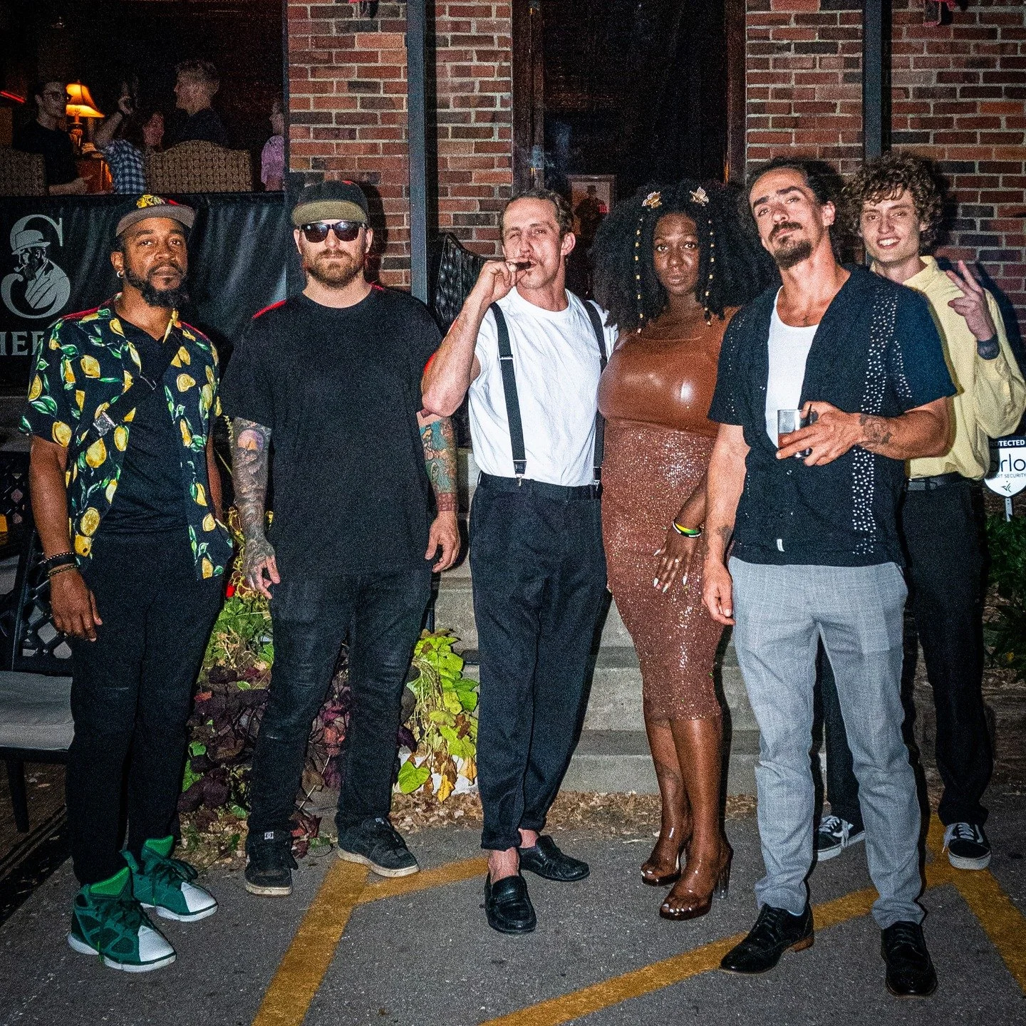 COOL KIDS Social It was a success on many levels. From networking to the live music, @swoovi_, @trillyvango, & @tmproductionskc did a great job organizing this event. Here's to many more!
-
-
-
-
-
-
________________________________
#music #groov