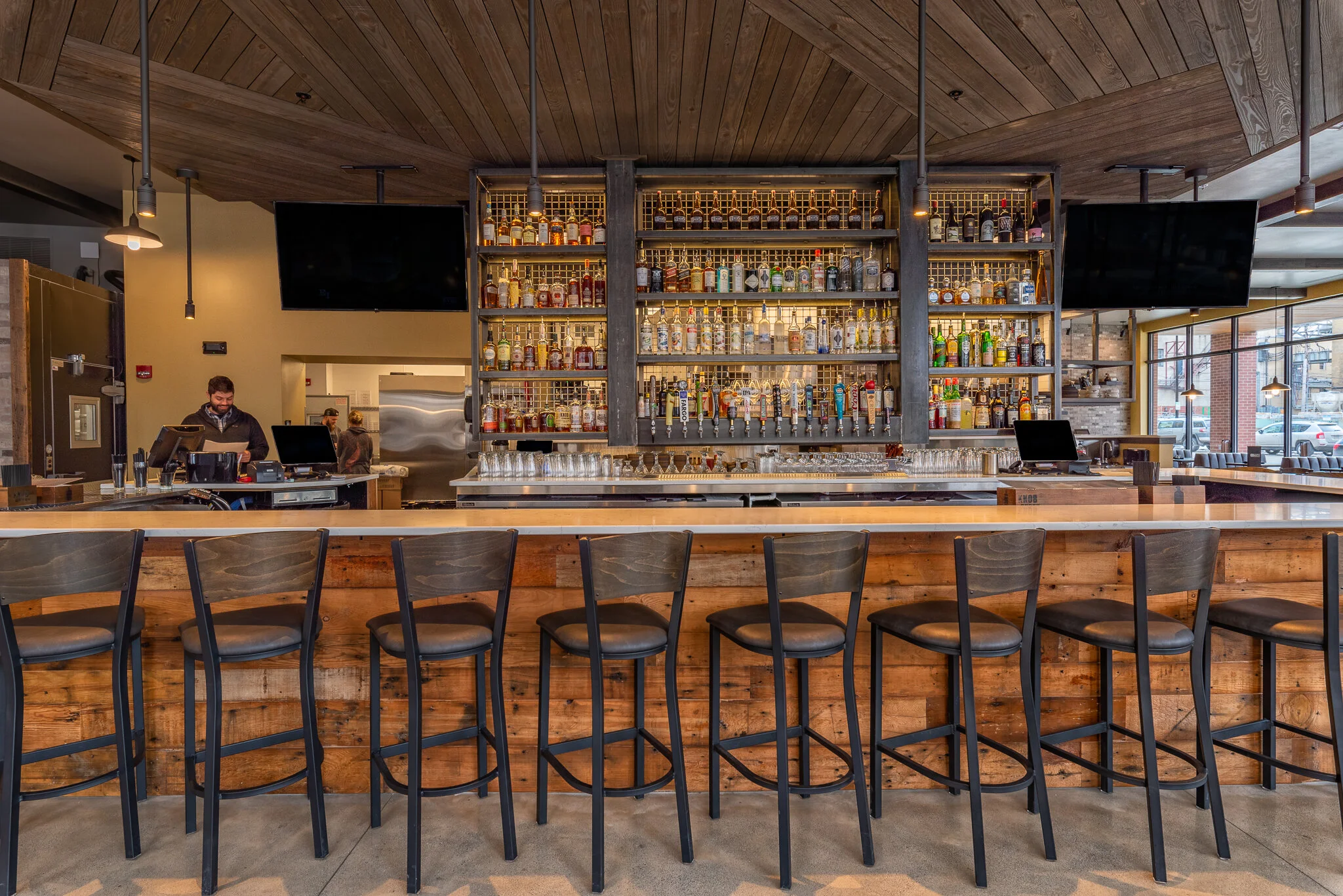 46 North Pints & Provisions