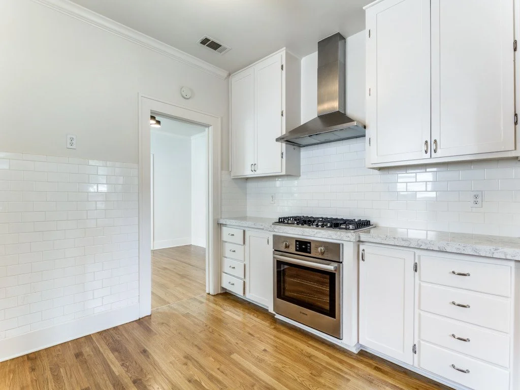 207-e-33rd-st-austin-tx-78705-MLS-15.jpg