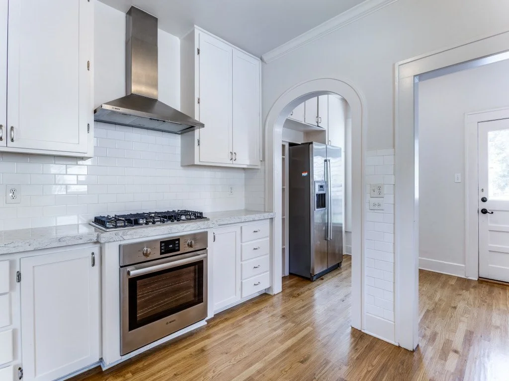 207-e-33rd-st-austin-tx-78705-MLS-14.jpg