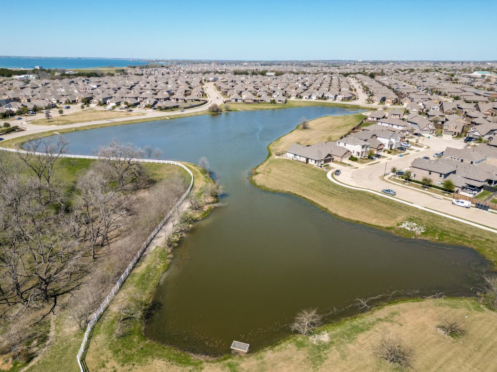 1308-draper-ln-forney-tx-75126-MLS-2.jpg