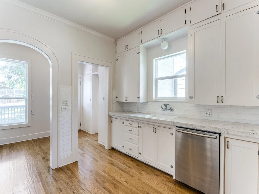207-e-33rd-st-austin-tx-78705-MLS-11.jpg