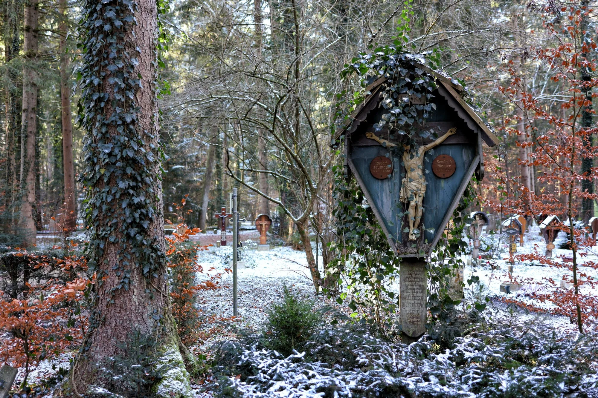 Ein stiller Sonntagvormittag am Waldfriedhof
