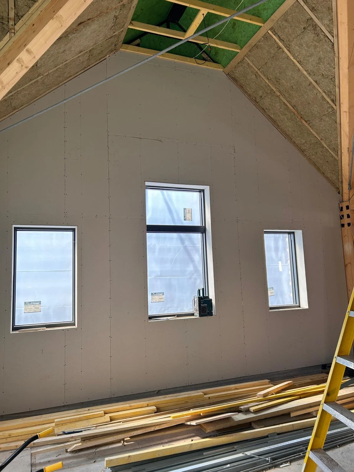 WhatsApp Image 2026-04-02 at 15.28.01 (4).jpeg