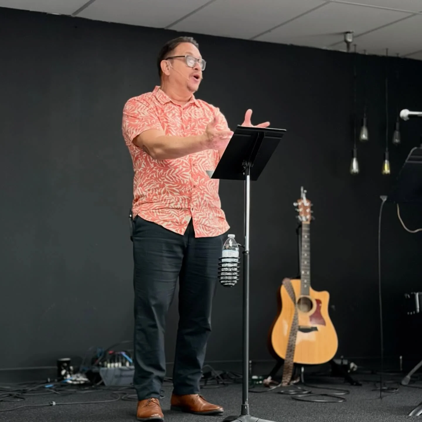 Happy Sunday church fam! It was a blessing to gather to worship, study, and fellowship together. May we continue to seek after Jesus this week, and remember to &ldquo;lean not on our own understanding&rdquo; but to fully trust in Him! 🙌🏽